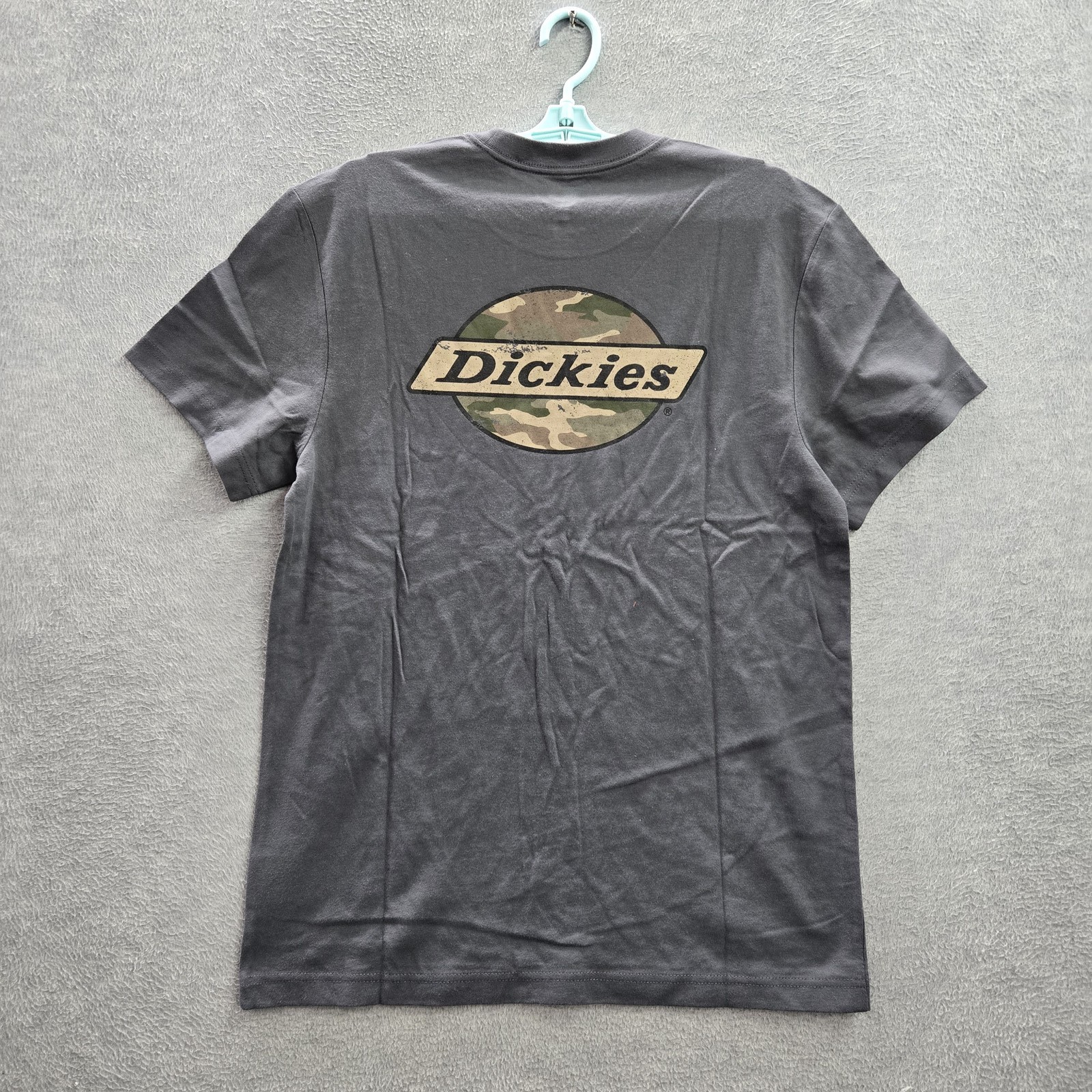 Dickies Men Shirt M Gray Camo Logo Graphic Print Short Sleeve Crew Neck NWT