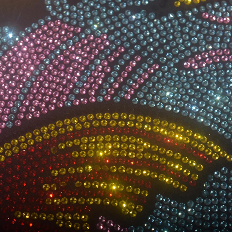 New Fashion Diamond Fish Rhinestones Short Sleeve Luxury Men Black T-Shirt