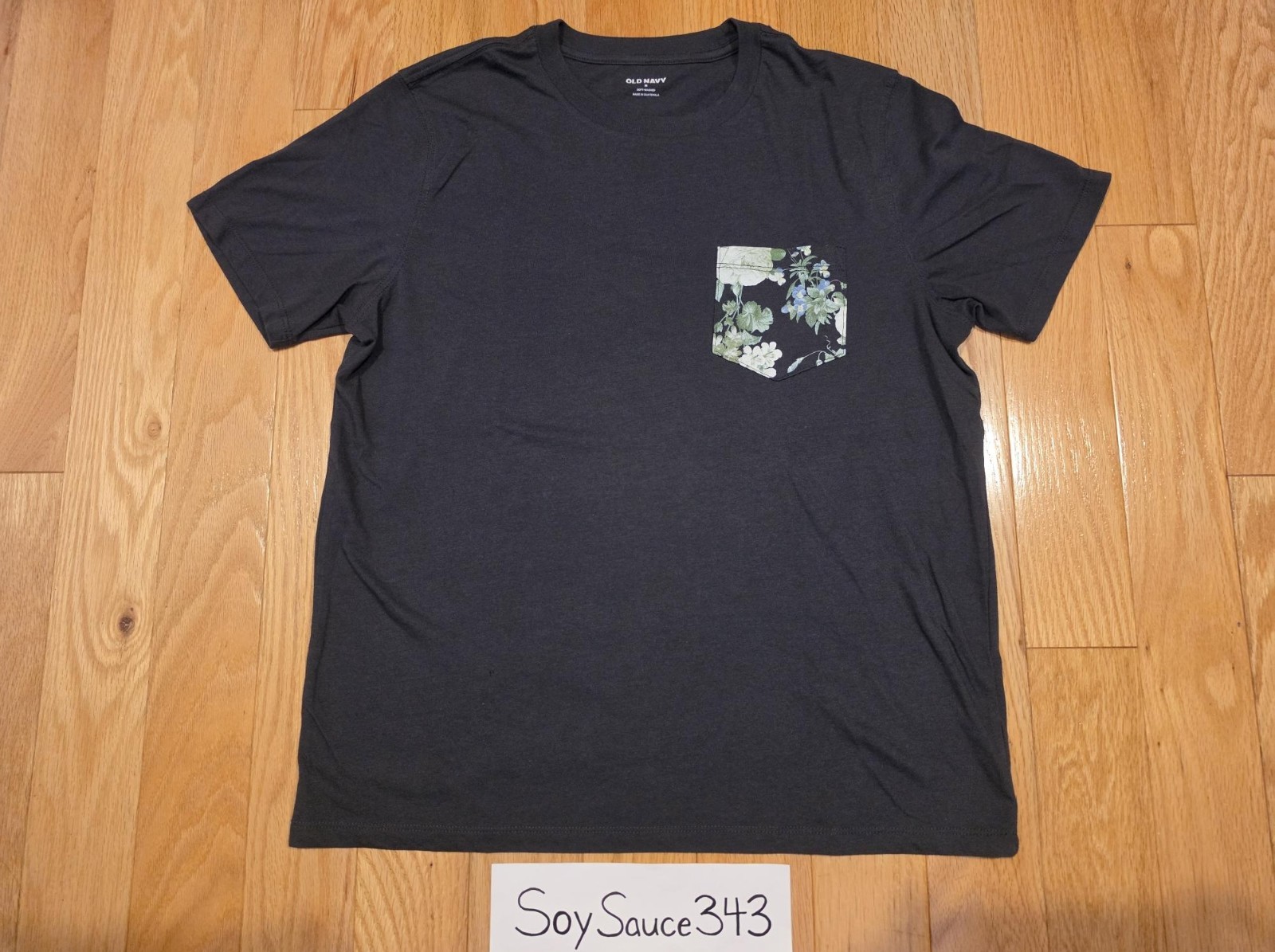 OLD NAVY MEN’S SOFT WASHED FLORAL POCKET BLACK TEE SHIRT SIZE MEDIUM