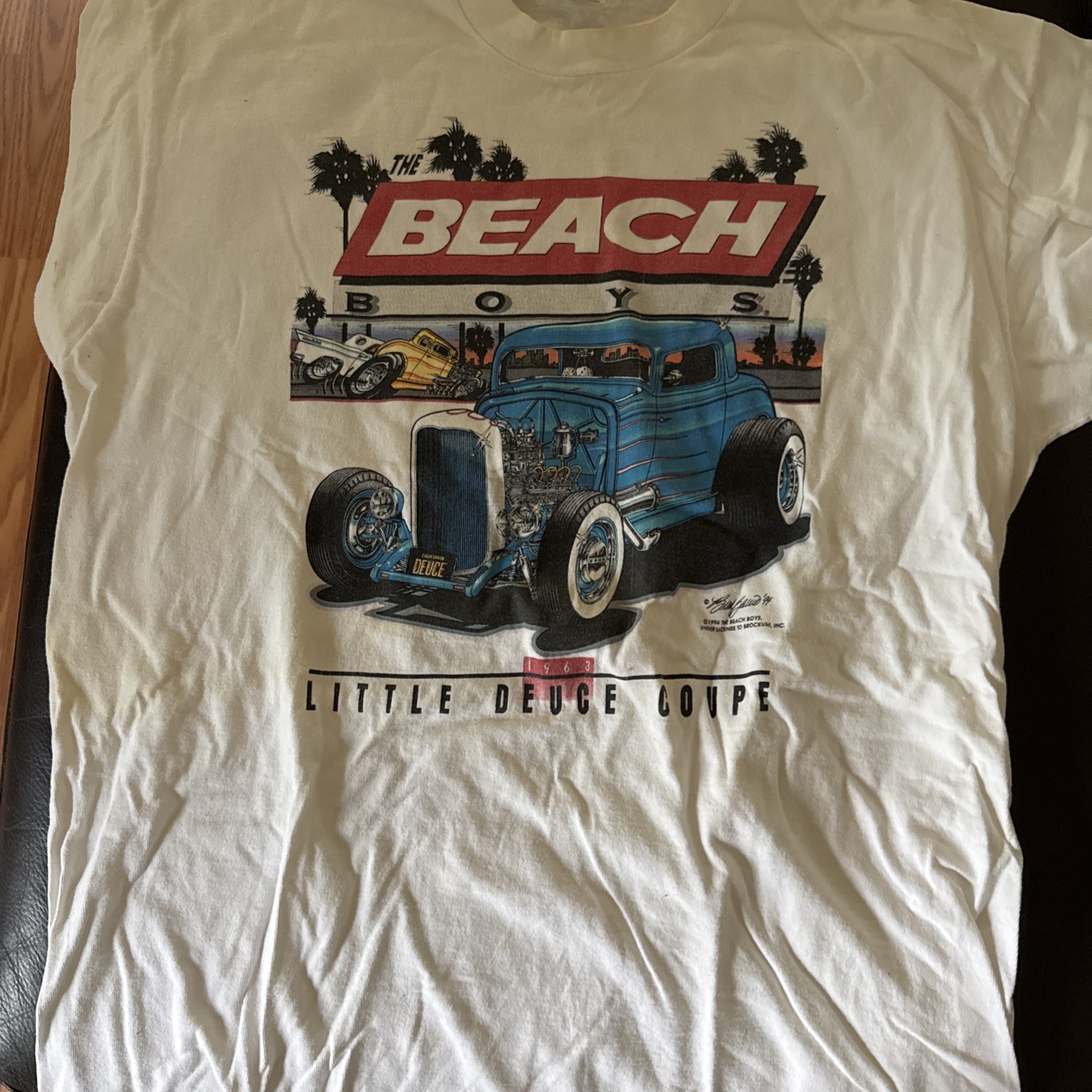 90s Beach Boys Little Deuce Coupe T-Shirt. L Vintage 1994 Beach Boys Muscle Car