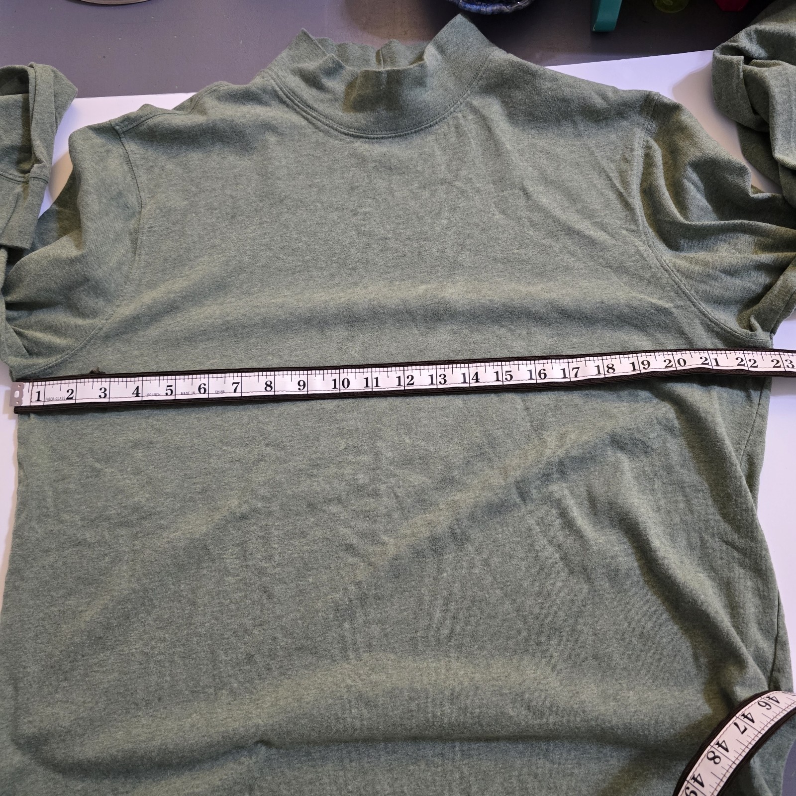 Lands’ End Men’s L/T Green Solid Mock Neck Long Sleeve Knit Stretch T-Shirt