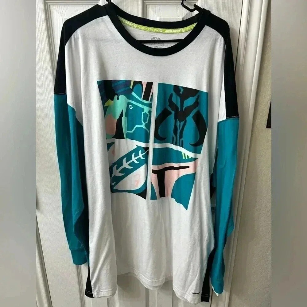 Star Wars mans long sleeve shirt