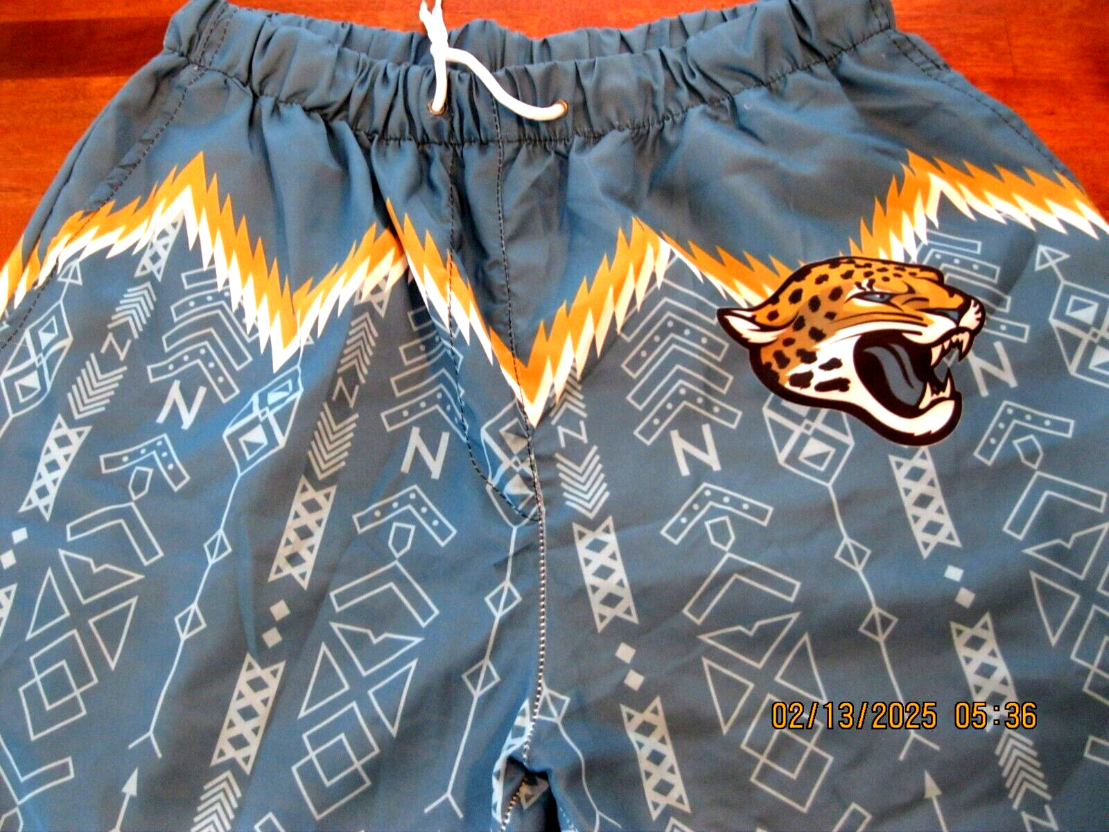 JACKSONVILLE JAGUARS NFL Summer Outfit 2-Piece Short Sleeve Shirt & Short Set XL