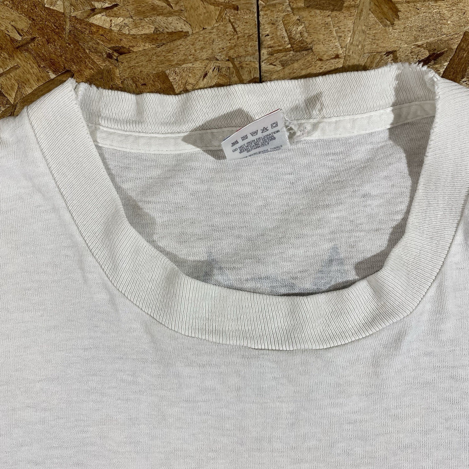 Vintage 90s MTV Music Television Abstract Spiral White Single Stitch Shirt SZ XL