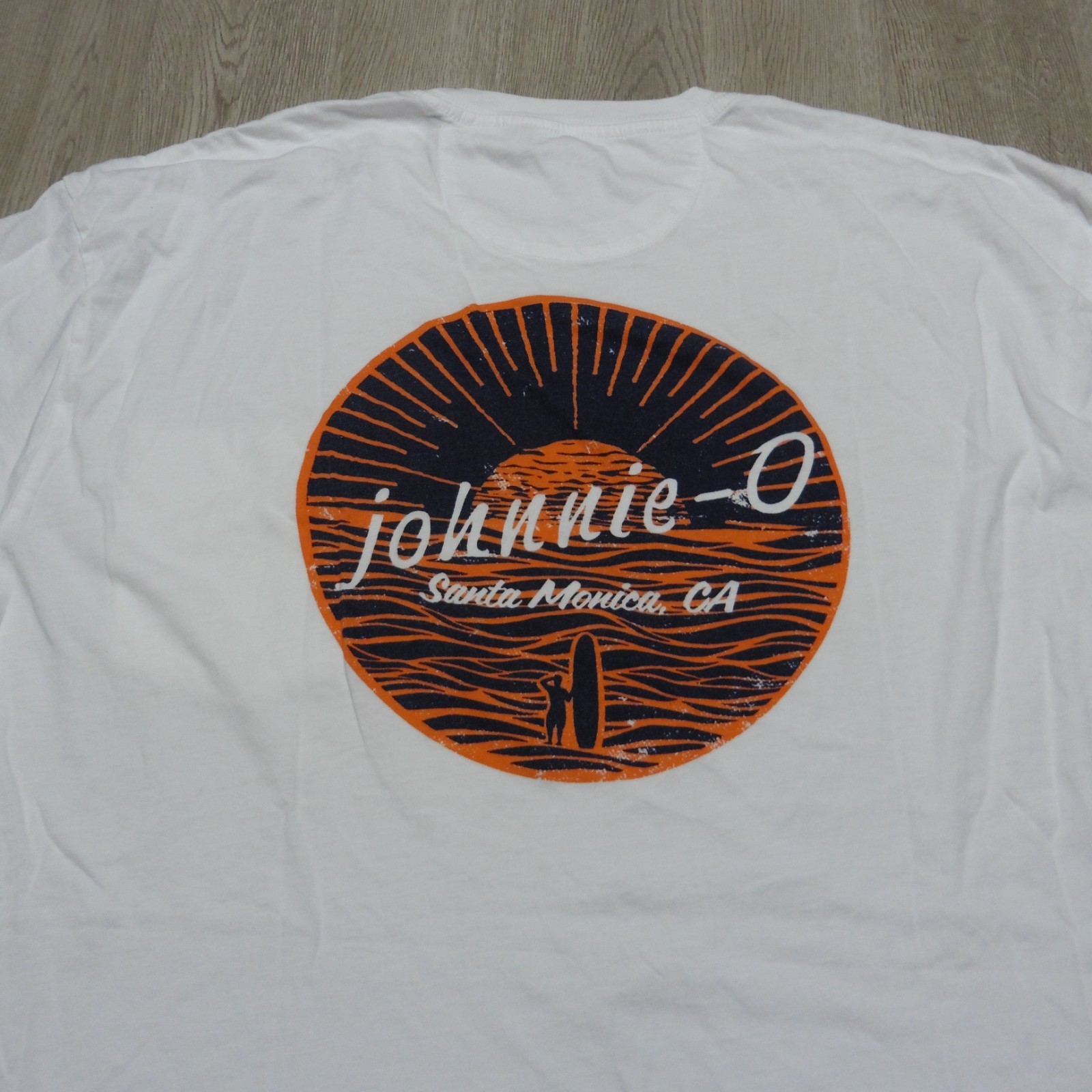 Johnnie-O Men’s XXL Surf Sunshine T-Shirt White SS Crew Neck Flawed