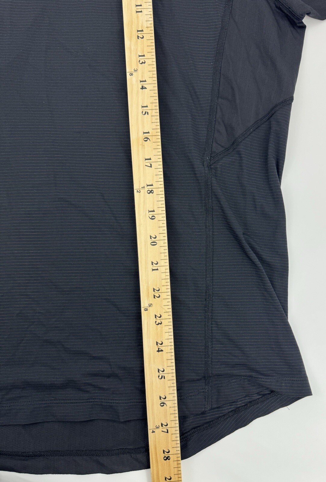 Lululemon Short Sleeve Square Neck T-Shirt Sz L? 41” Chest Black Men
