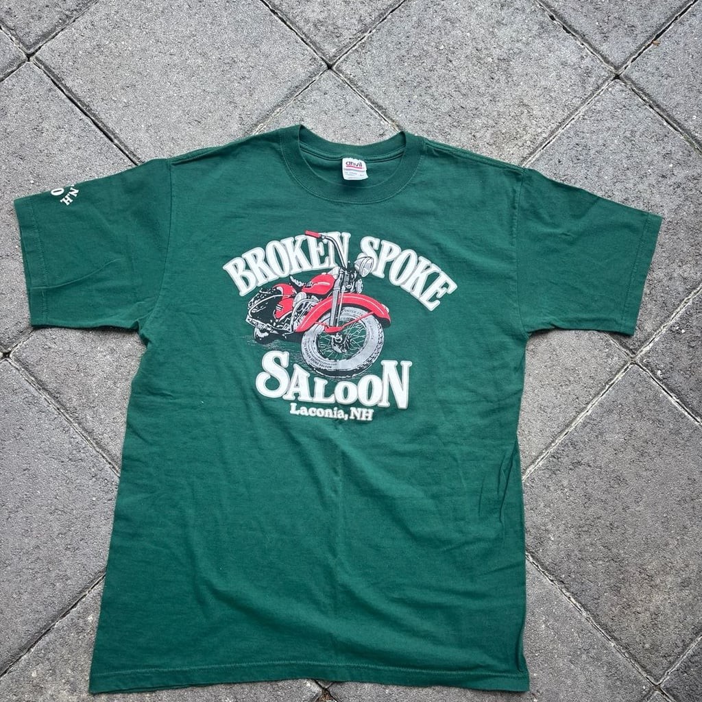 Vintage 2000 Laconia Motorcycle Rally Broken Spoke Saloon T-Shirt