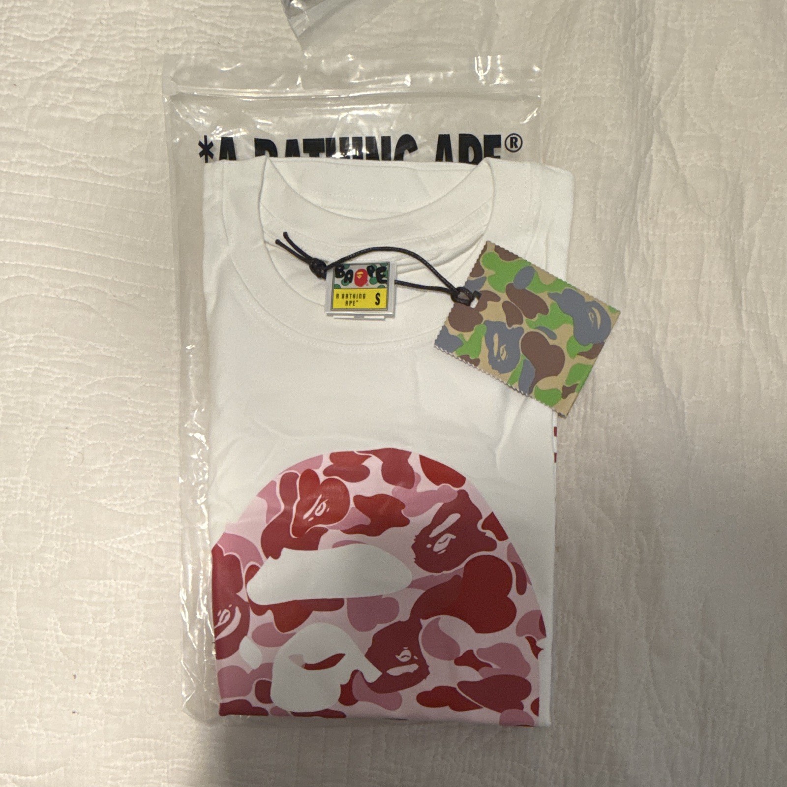 A Bathing Ape BAPE White Baby Milo Shark Logo Graphic T-Shirt Men’s S Cotton