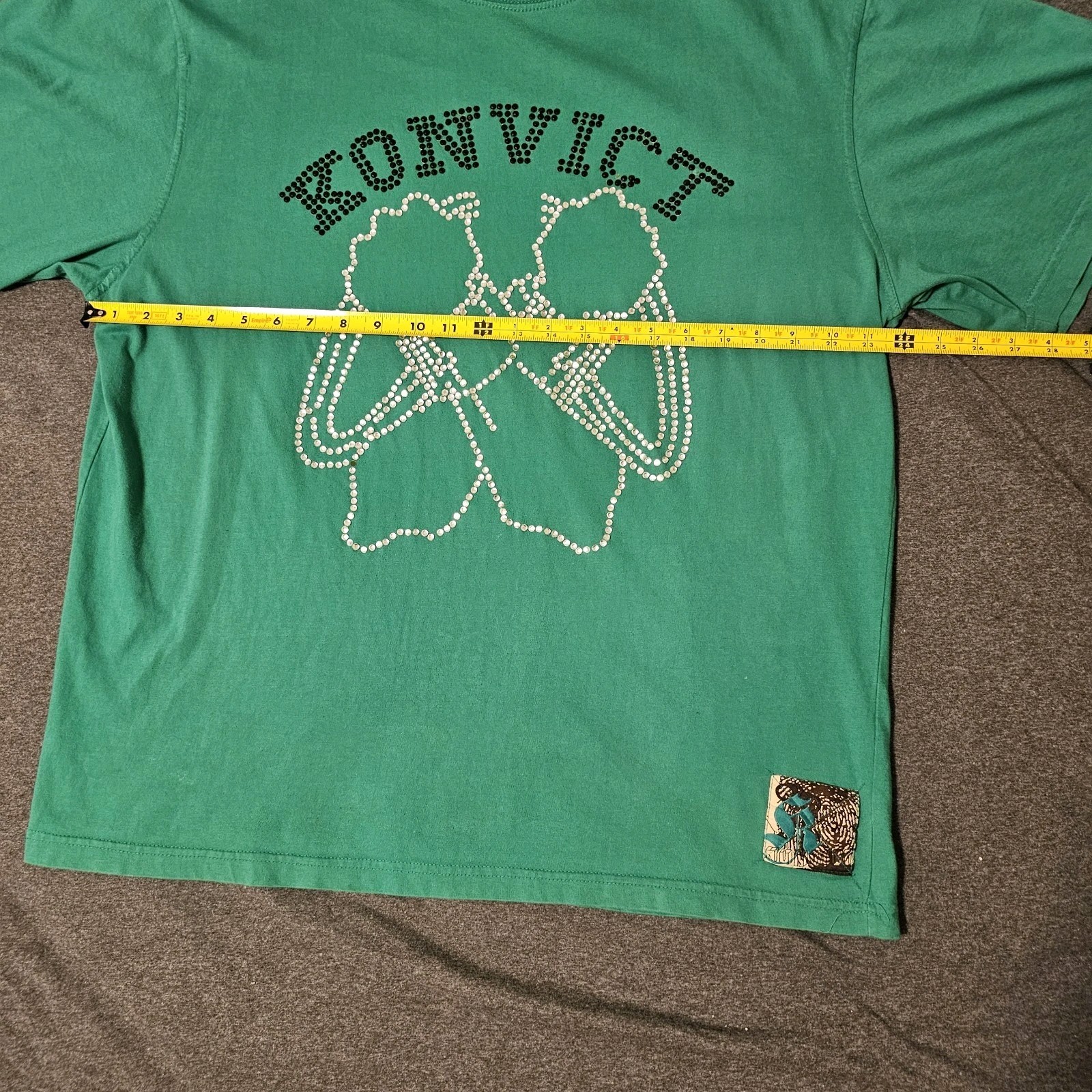 Vintage Y2K Akon Konvict Apparel Graphic T Shirt Size L Cotton Beaded Accents