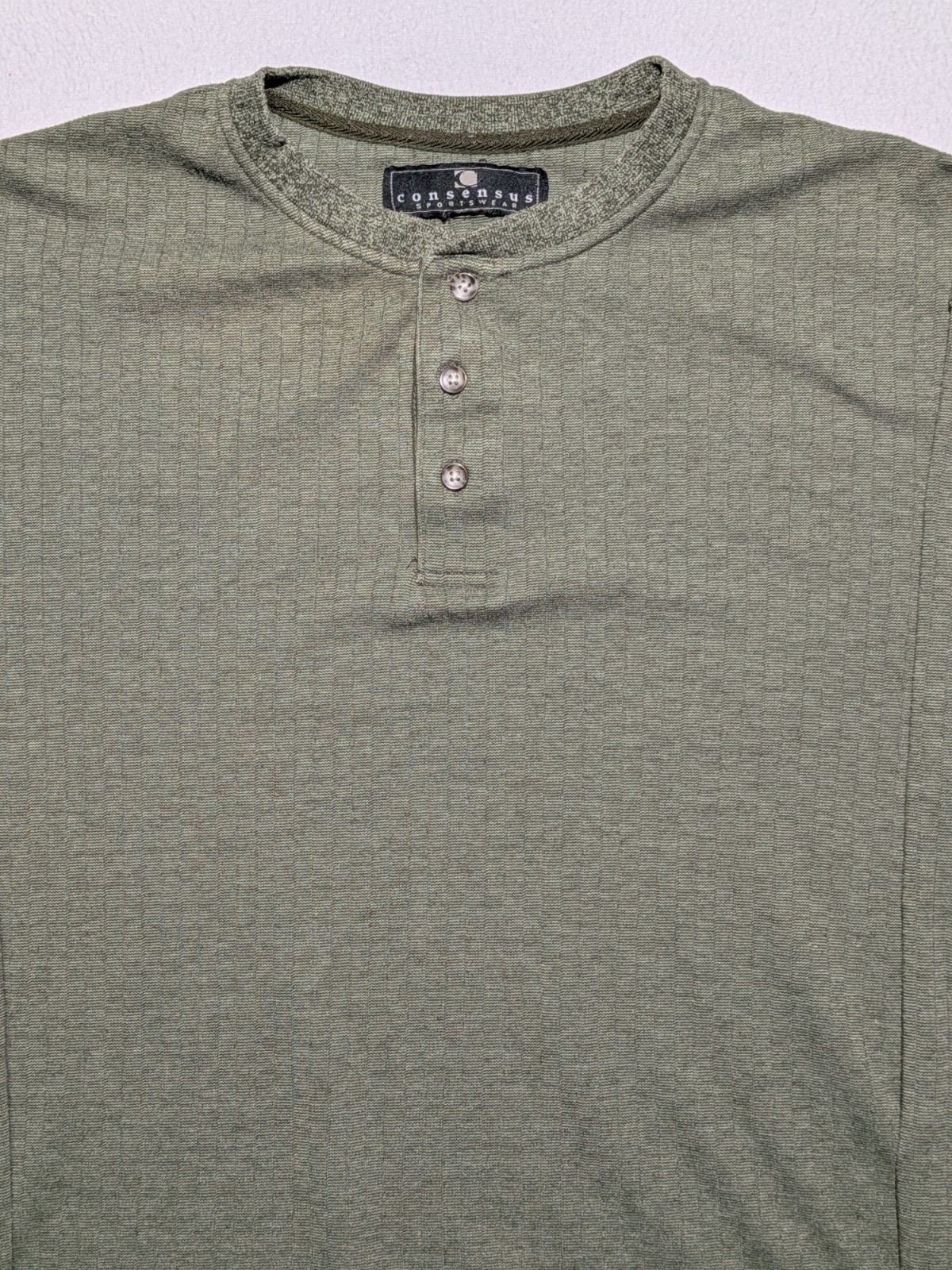Consensus Sportswear Ribbed Henley Long Sleeve Shirt Size L Mossy Green Cotton