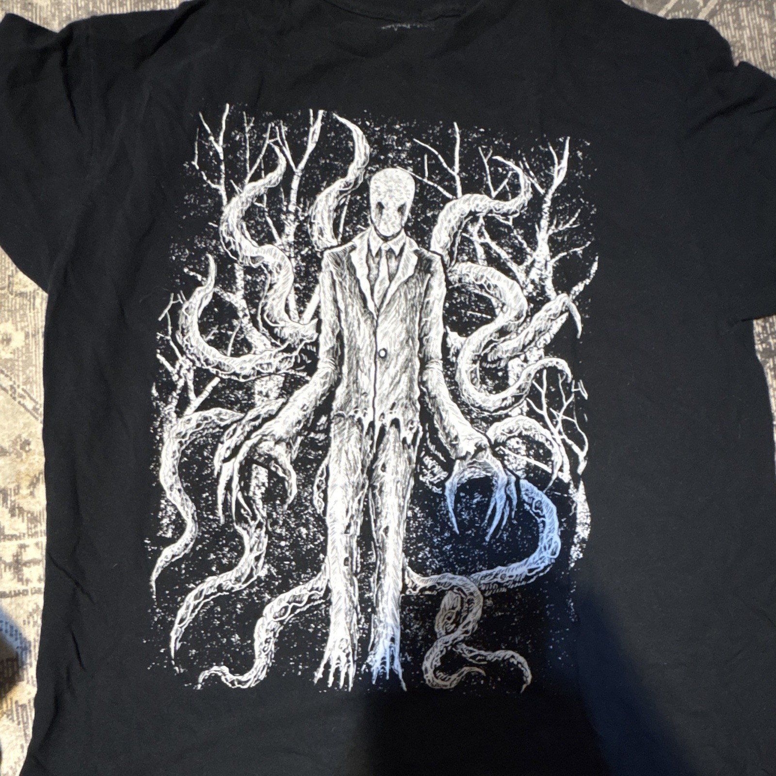 Spencer’s Slender Man Black Graphic T-Shirt Men’s L Crew Neck