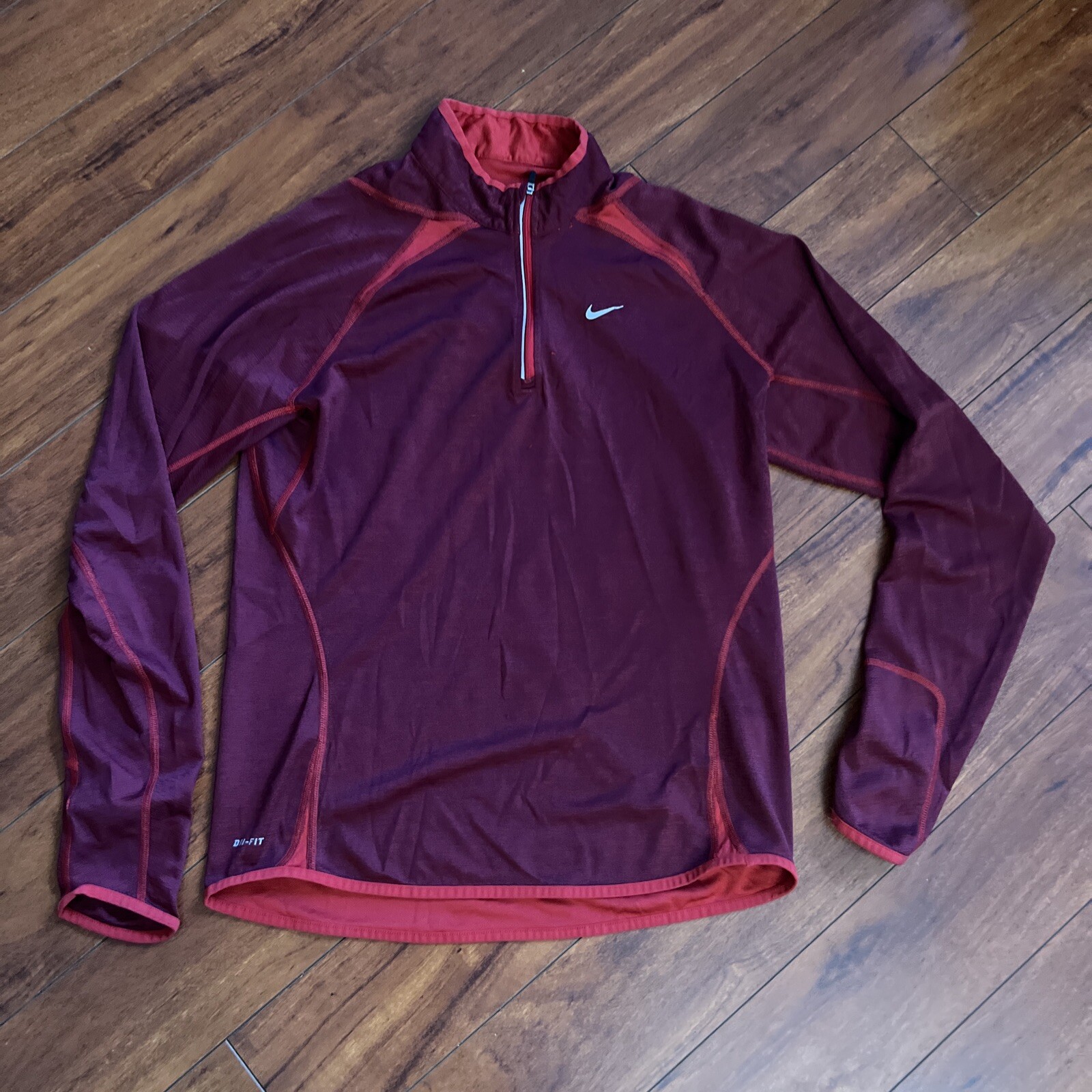 Nike Dri-Fit Men’s L Long Sleeve Running Shirt 1/4 Zip Swoosh Red 339654-656 Gym