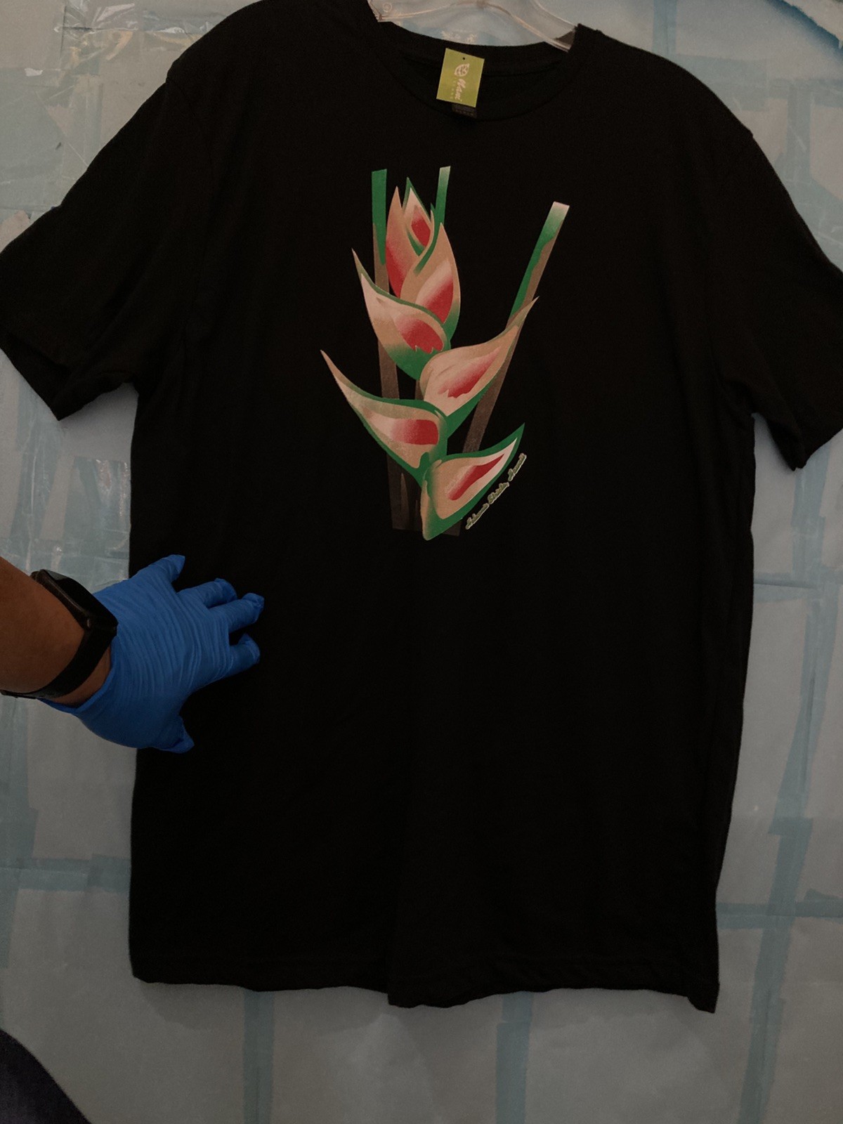 [New] HELICONIA STRICTA FLOWER Unisex T-SHIRT; LARGE; New with Tag