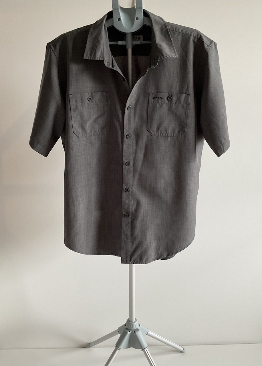 Orvis Gray Chambray Button-Up Shirt Men’s Short Sleeve