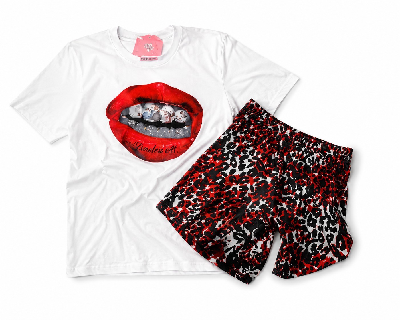 Teens Graphic Print Crew Neck Short Sleeve T-Shirt + Leopard Print Shorts S/M