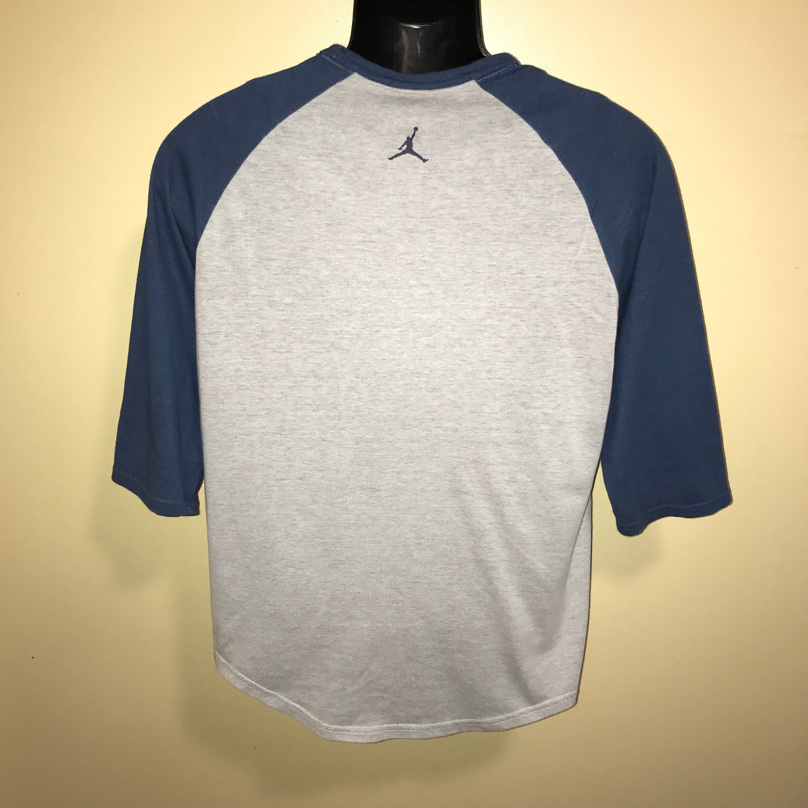 Men’s Air Jordan 23 Raglan 3/4 Sleeve T-shirt-Size: L (724492