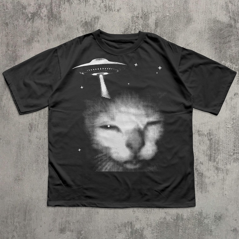 Y2K Alien Cat T Shirt 2000s Vintage Graphic Tee Retro Cat Lover Gift