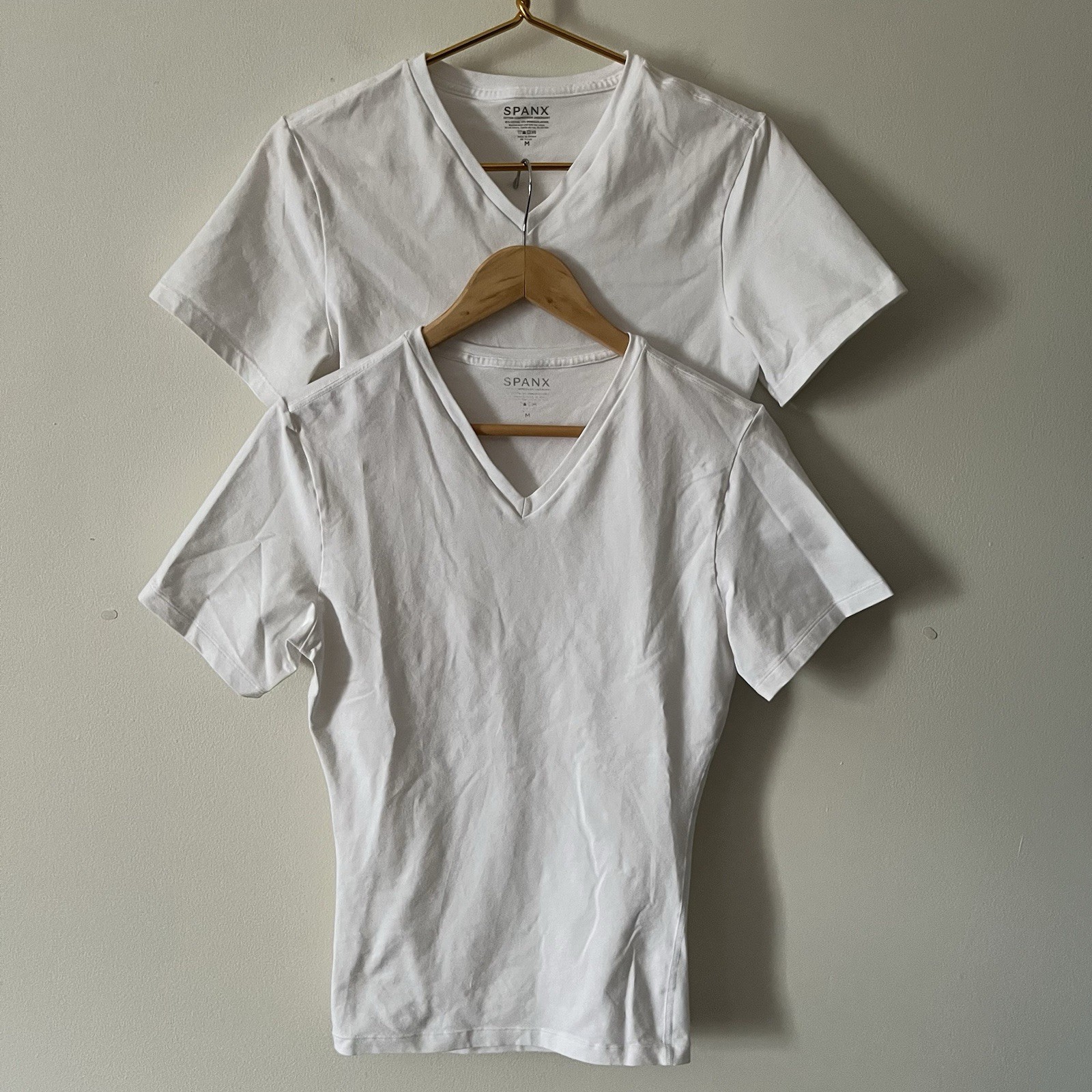 Spanx Men’s White Sculpt Compression Cotton Undershirt V-Neck Medium
