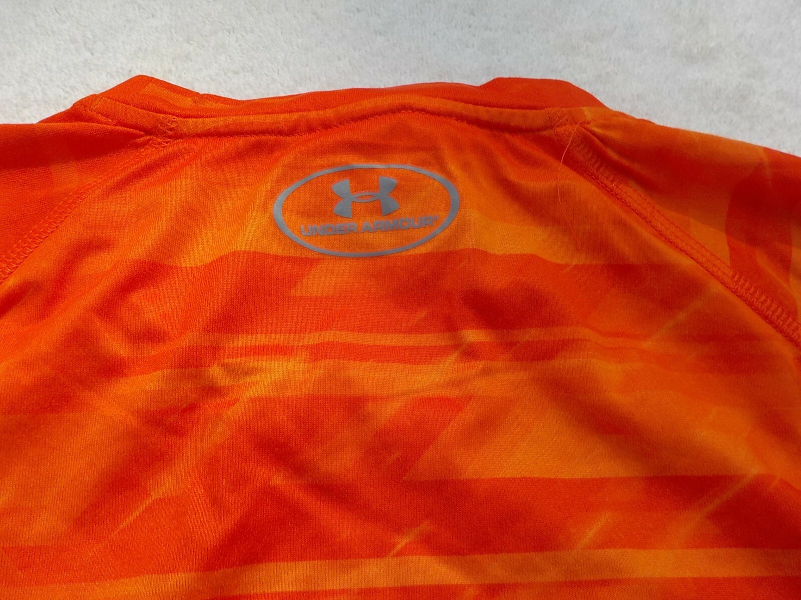 NWT Under Armour loose fit Heat Gear T, men’s S, Orioles, Anti Odor, $45, orange