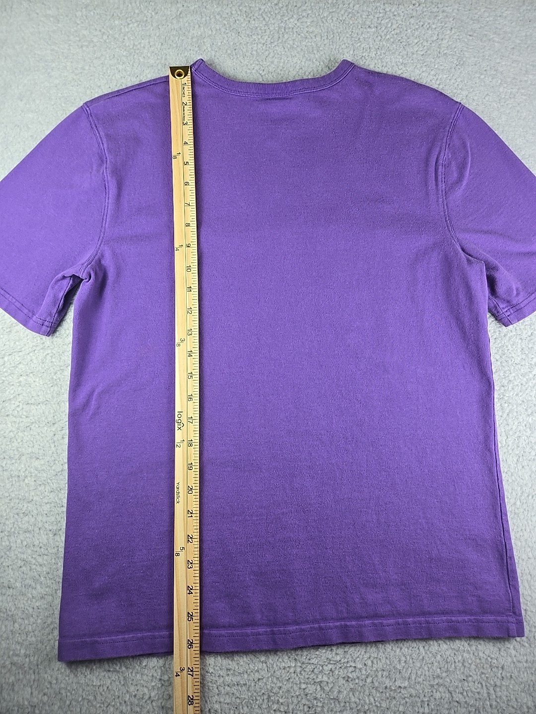 Champion Embroidered Logo T-Shirt Men’s Size Medium Purple Classic Sportswear