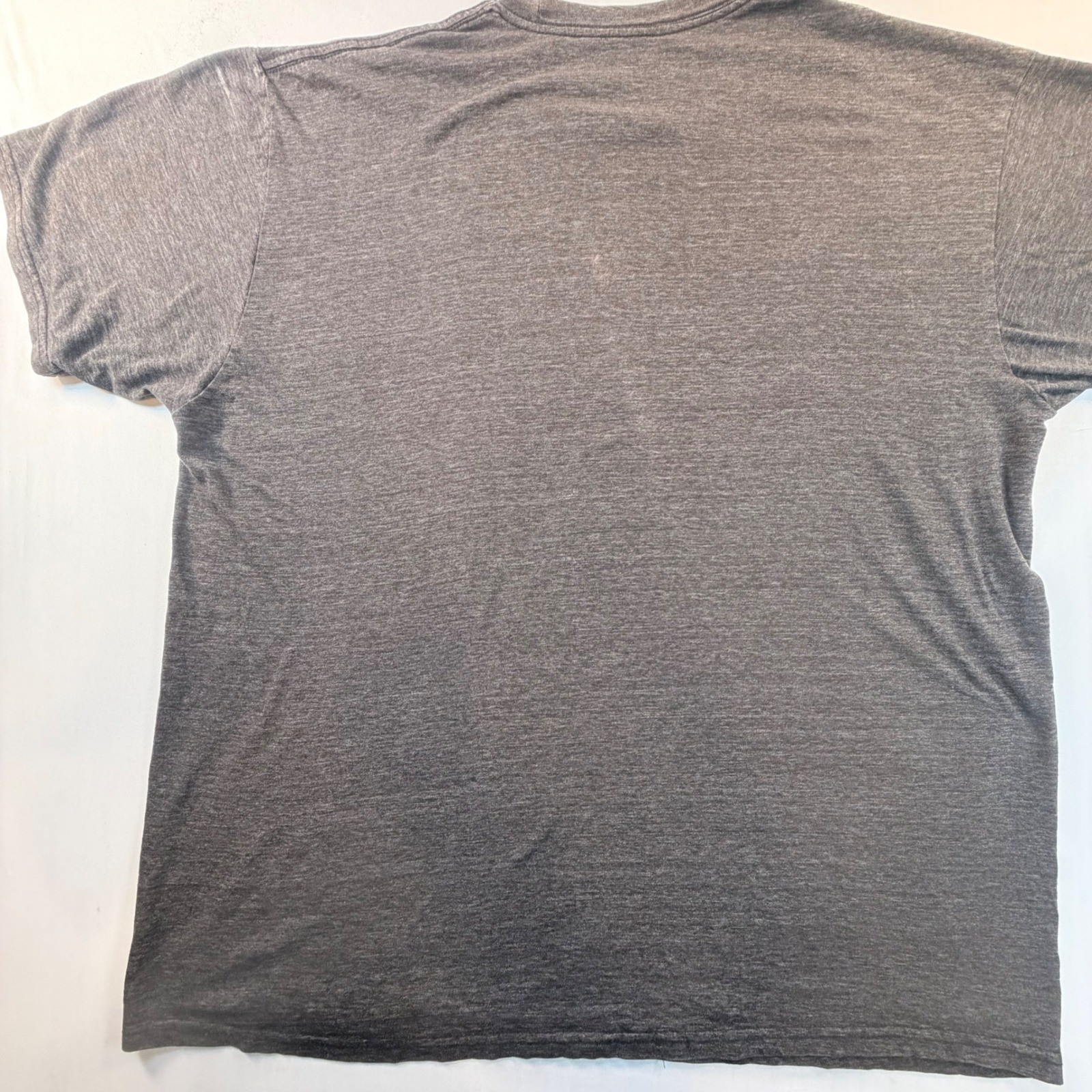 Red Hot Chili Peppers T Shirt Mens 2XL Gray Distressed Logo Graphic Band Tee