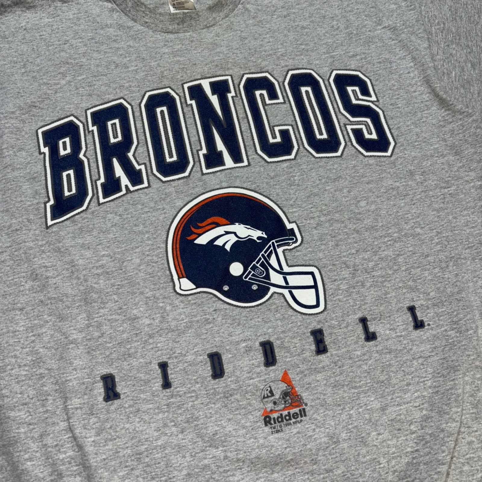 Vintage 90s Denver Broncos T-Shirt Men’s L Gray Riddell NFL Football Made in USA