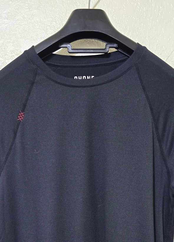 Rhone Men’s Black Reign Long Sleeve Tee Shirt Small