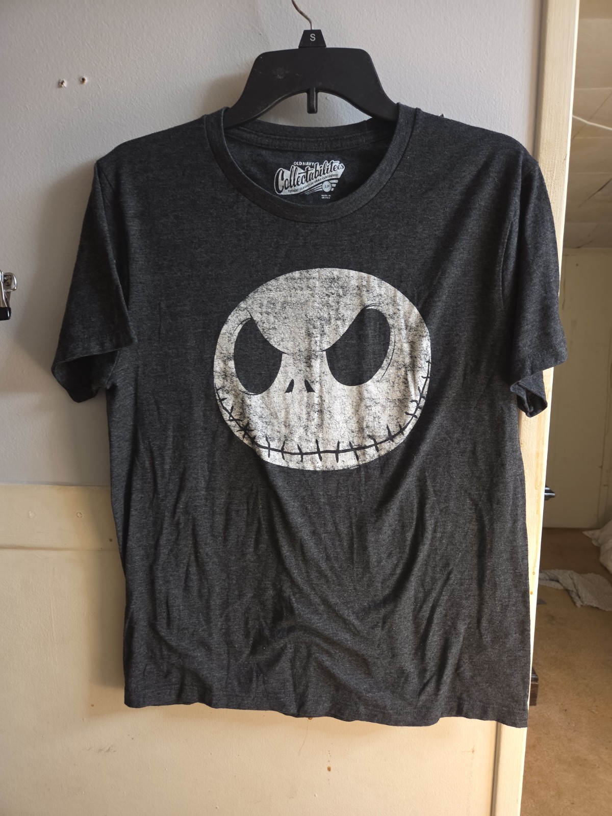 Jack Skellington Men’s Grey Short Sleeve Graphic Shirt Small