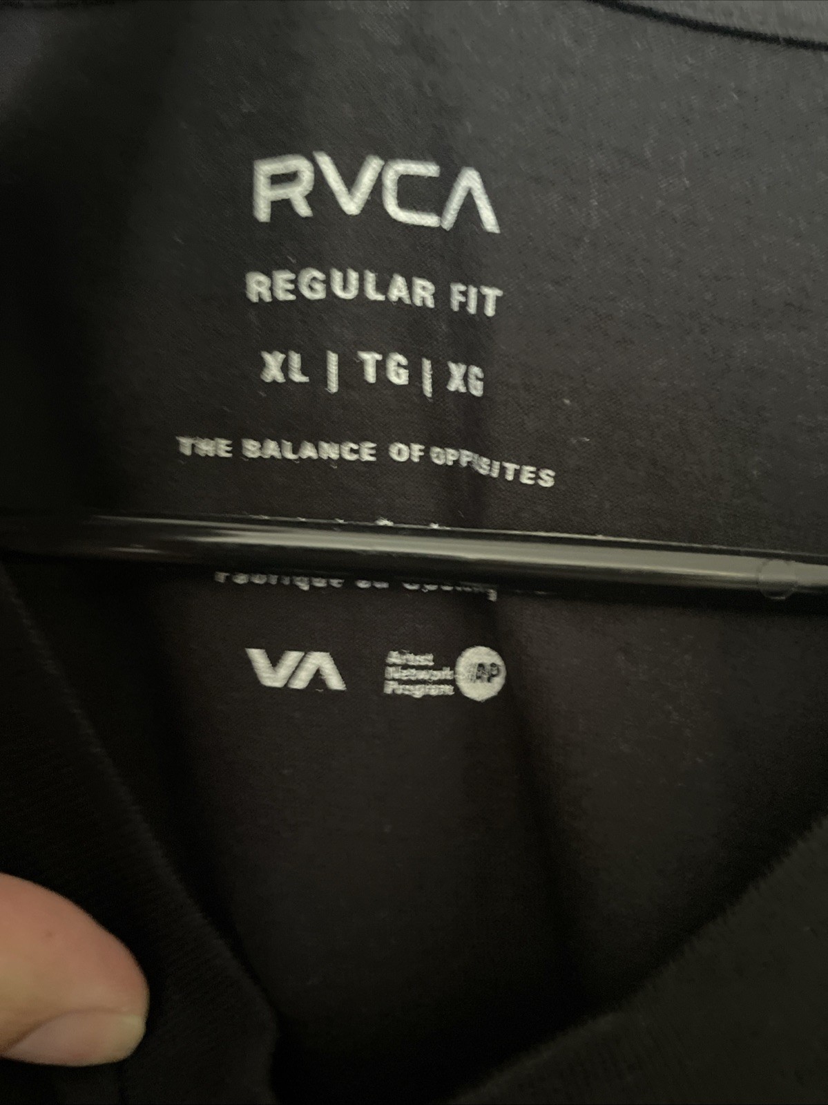 New RVCA Artist Network Graphic Tee Surfer Skater Street Men’s T Shirt Size XL