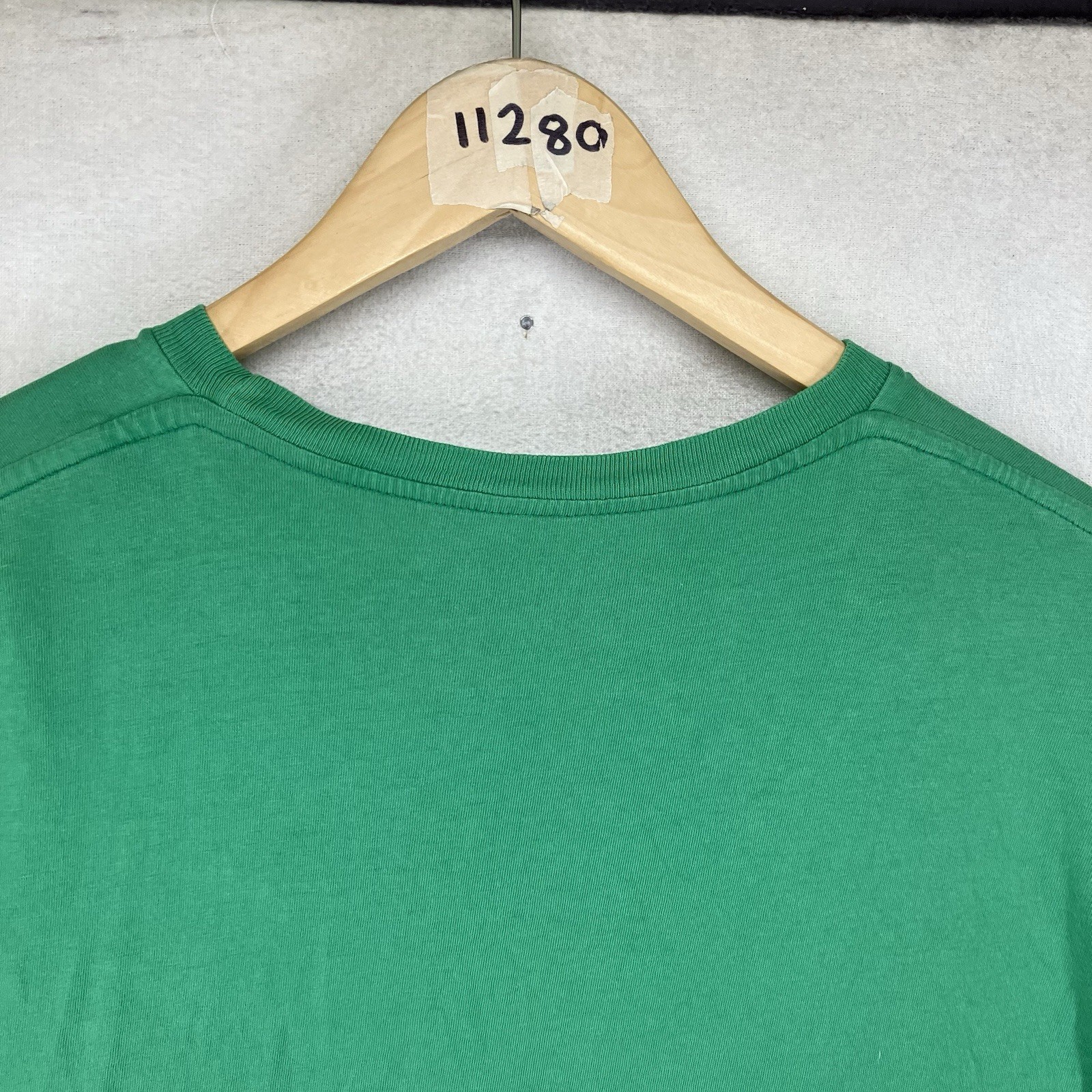 Retro Vintage American Eagle Outfitters Pocket Tee Large Single Stitched Thin