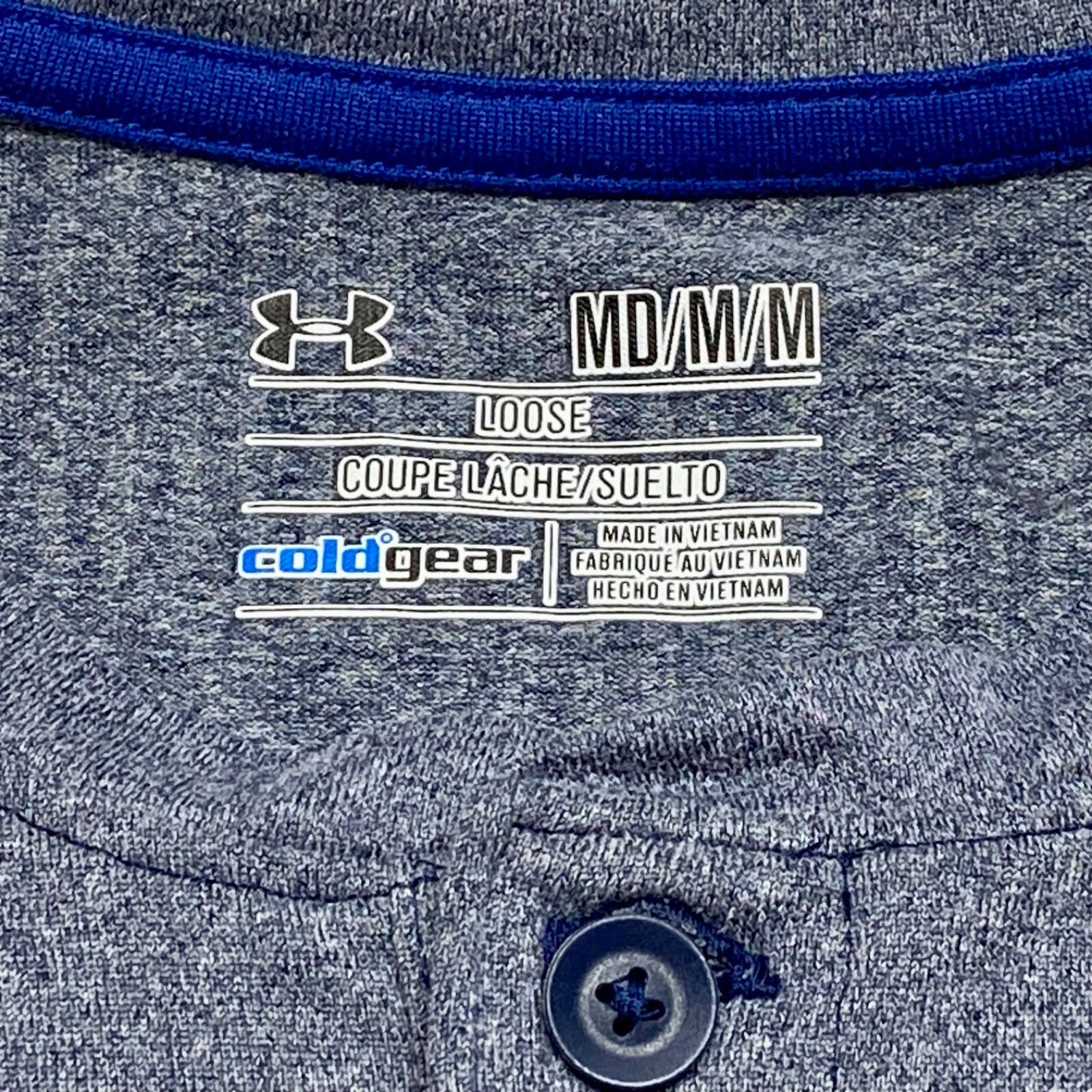 Under Armour Henley Men’s Medium Heather Blue Loose Fit Long Sleeve Coldgear EUC