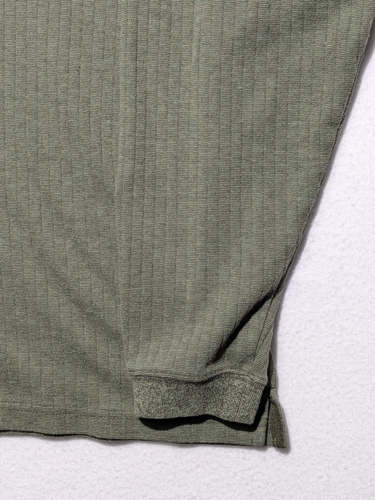 Consensus Sportswear Ribbed Henley Long Sleeve Shirt Size L Mossy Green Cotton