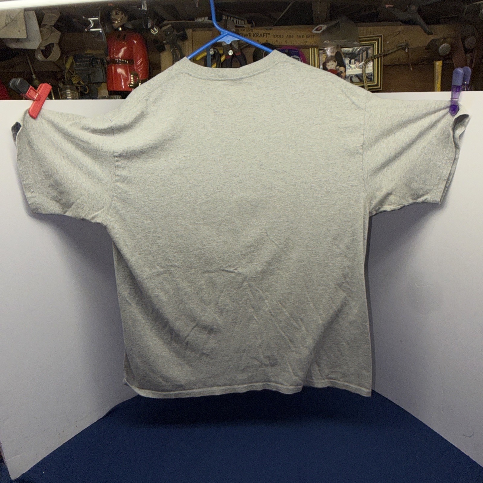 Marvel The Infinity Gauntlet Thanos T-shirt Men X-Large, Color Gray, Nice Used.