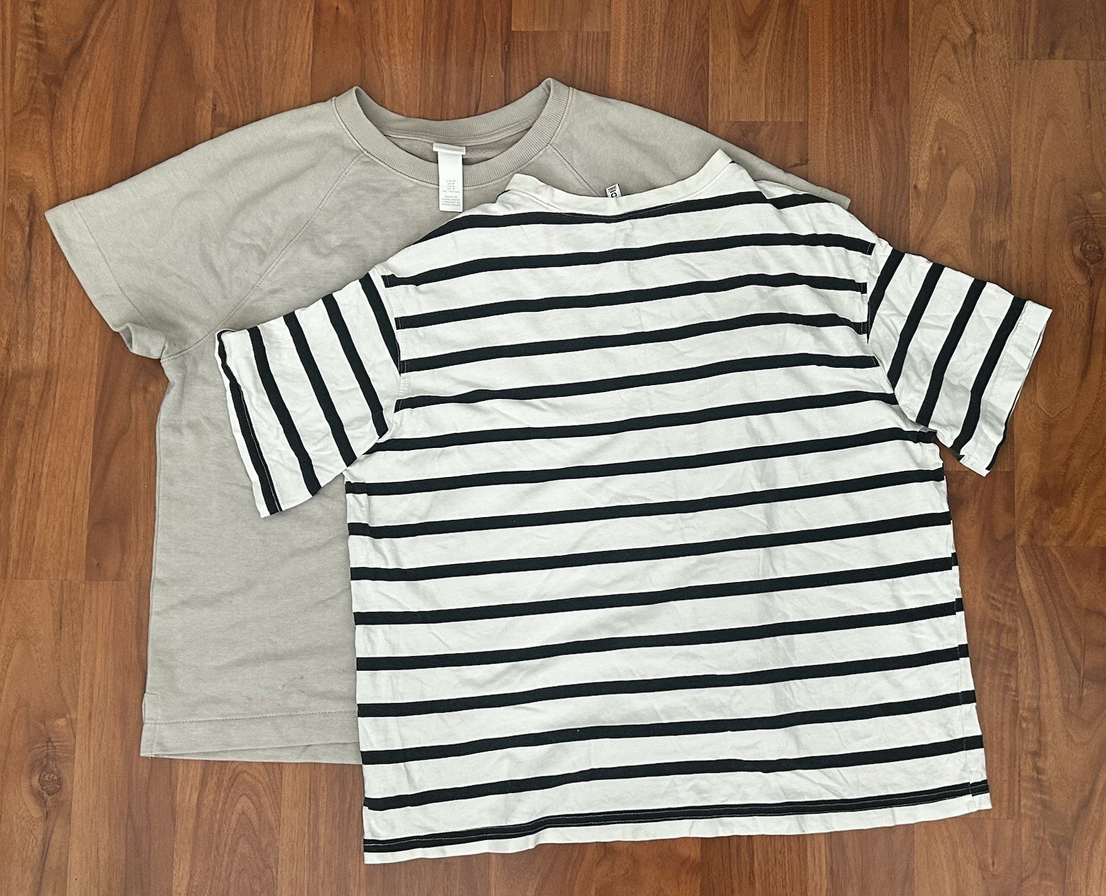 2Pack H&M Casual Regular Fit Cotton T-Shirt Men’s Size M Beige & Striped