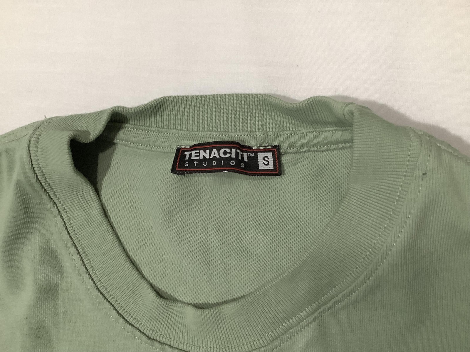 Tenaciti Studios Shirt Mens Small Green Embrace Resilience Crown Graphic Tee