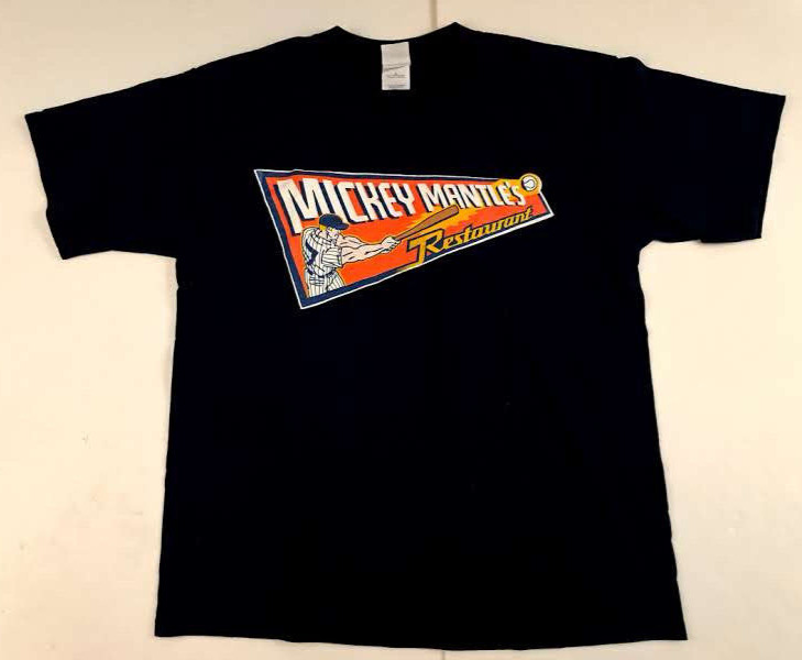 NY Yankees Mickey Mantle’s Restaurant size Large Blue Gildan EUC