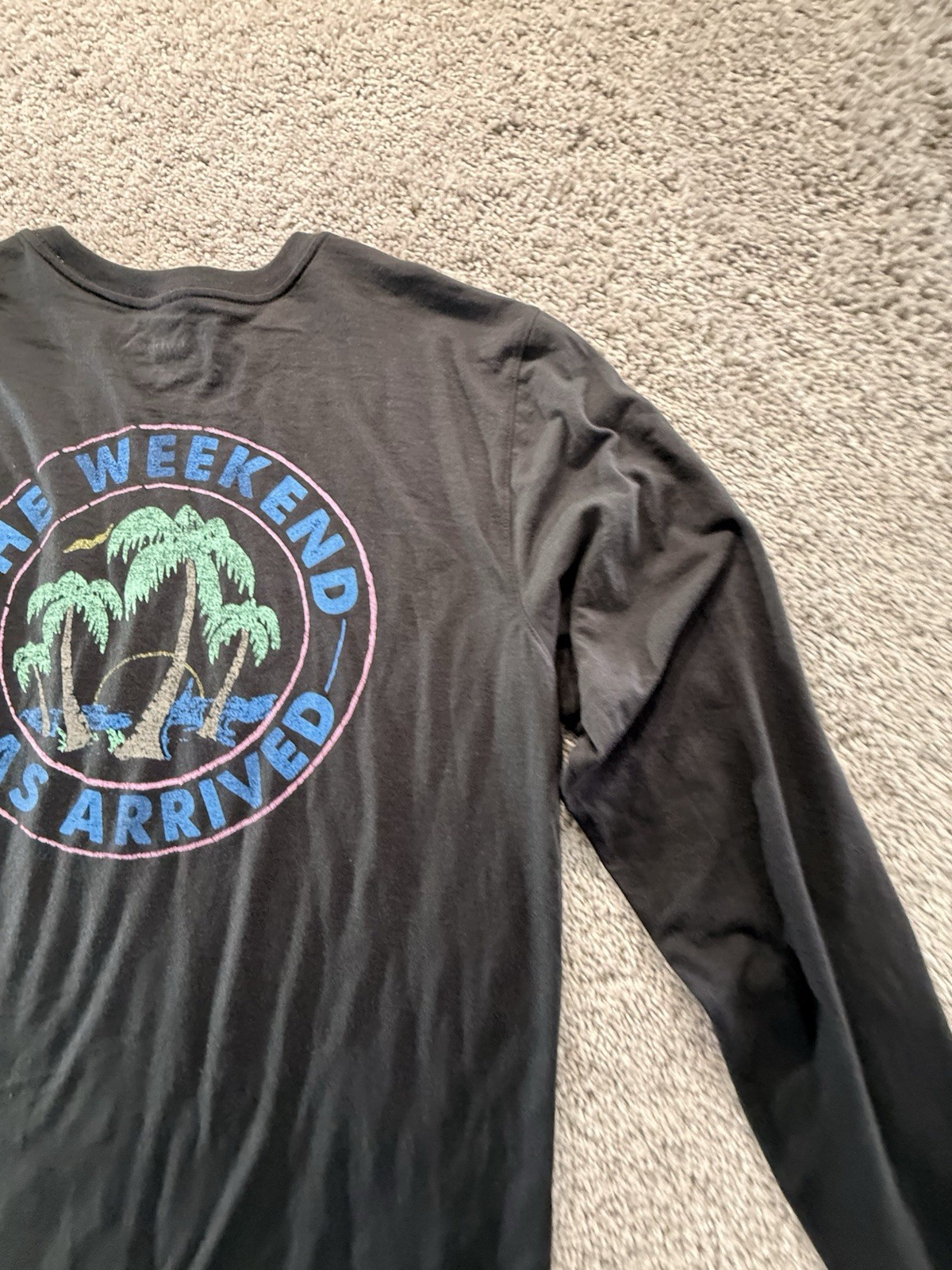 Chubbies T Shirt Men’s Medium Long Sleeve The Weekend Has Arrived