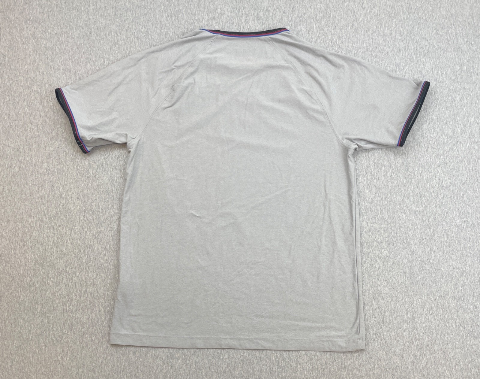 Rhone Shirt Mens Medium Gray Performance Stretch Short Sleeve Crewneck Pullover