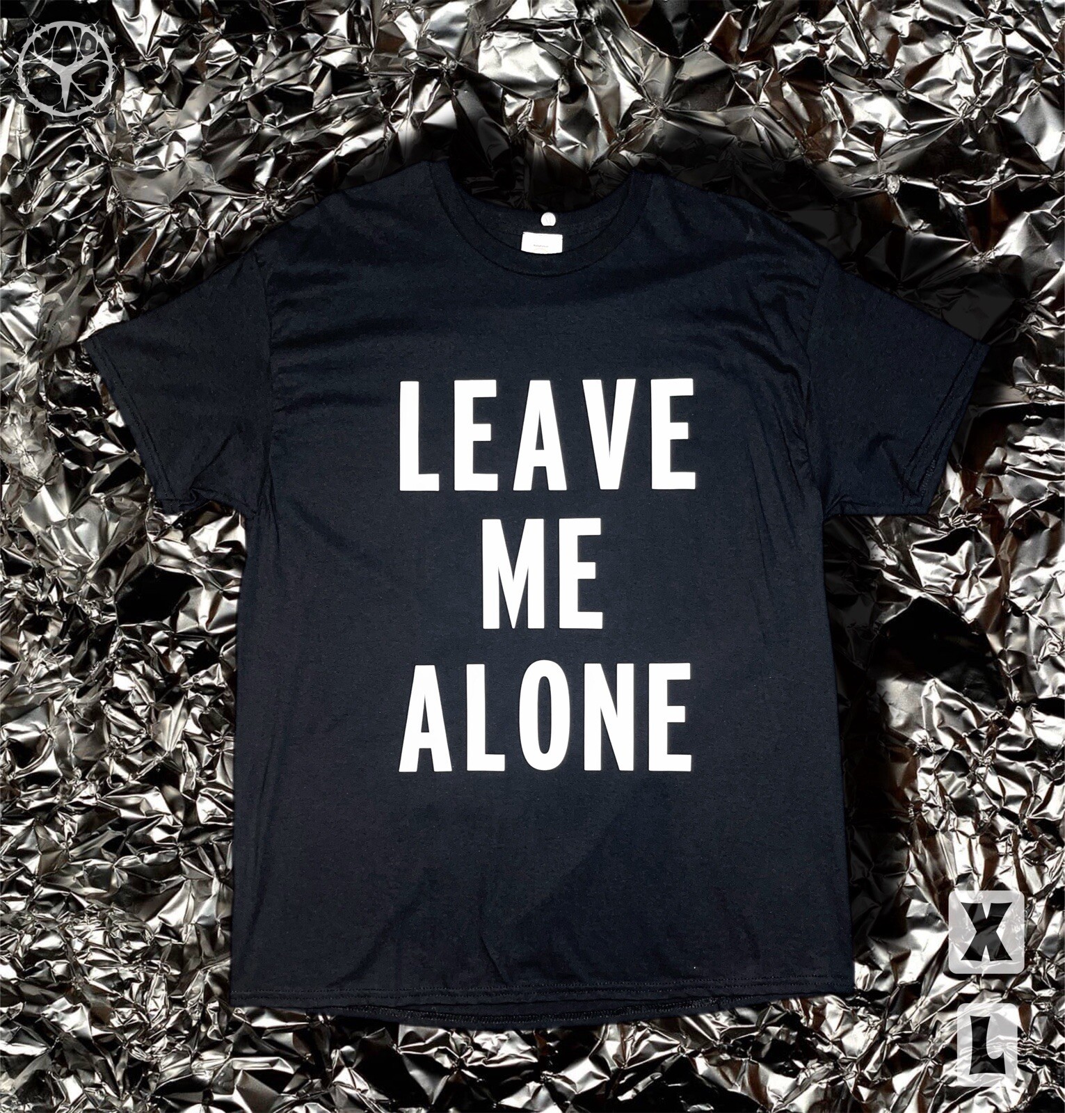 Leave Me Alone Vinyl Black Shirt Size (XL)