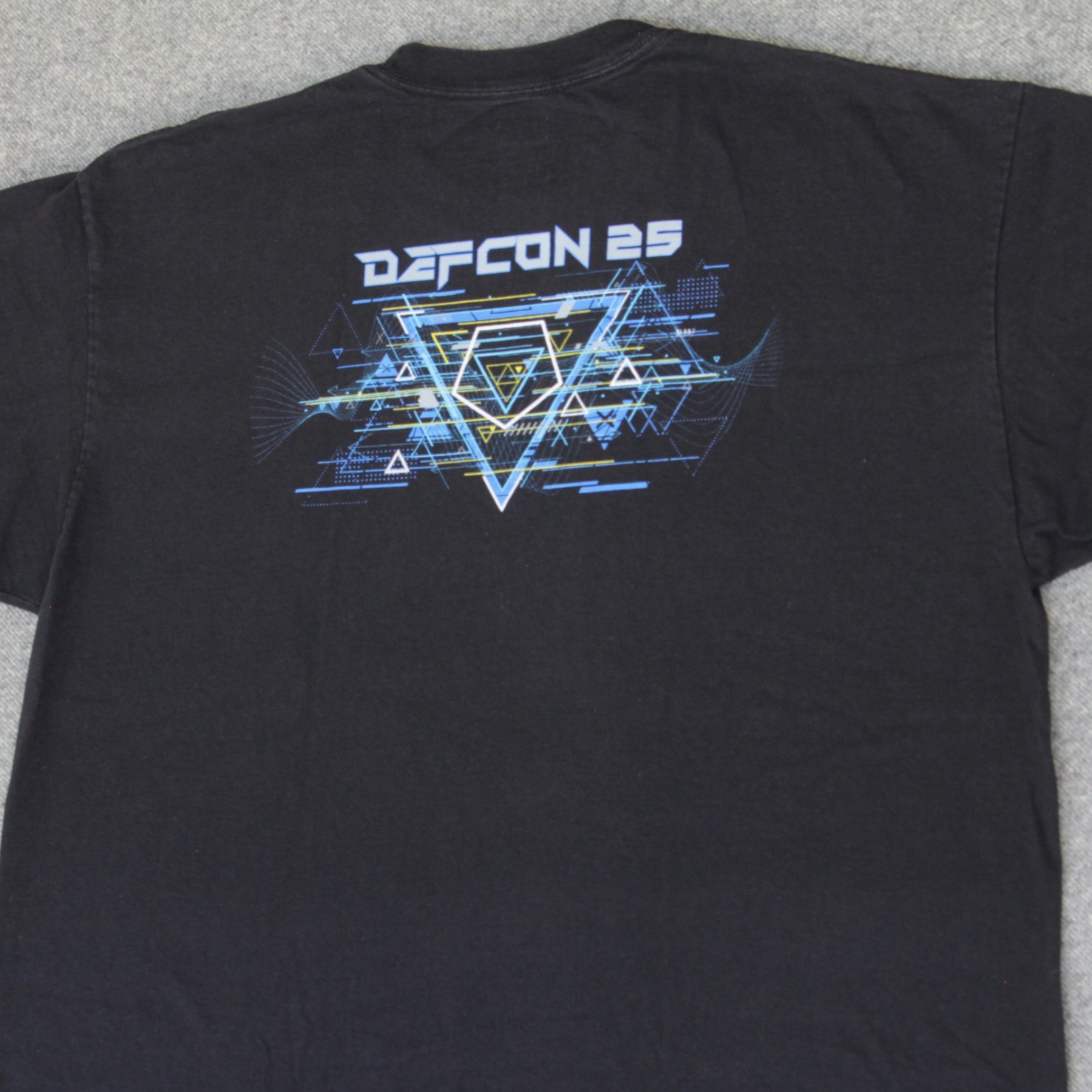 Defcon DEF CON 25 T Shirt XL VTG 2017 Las Vegas Computer Hacker Conference Tech