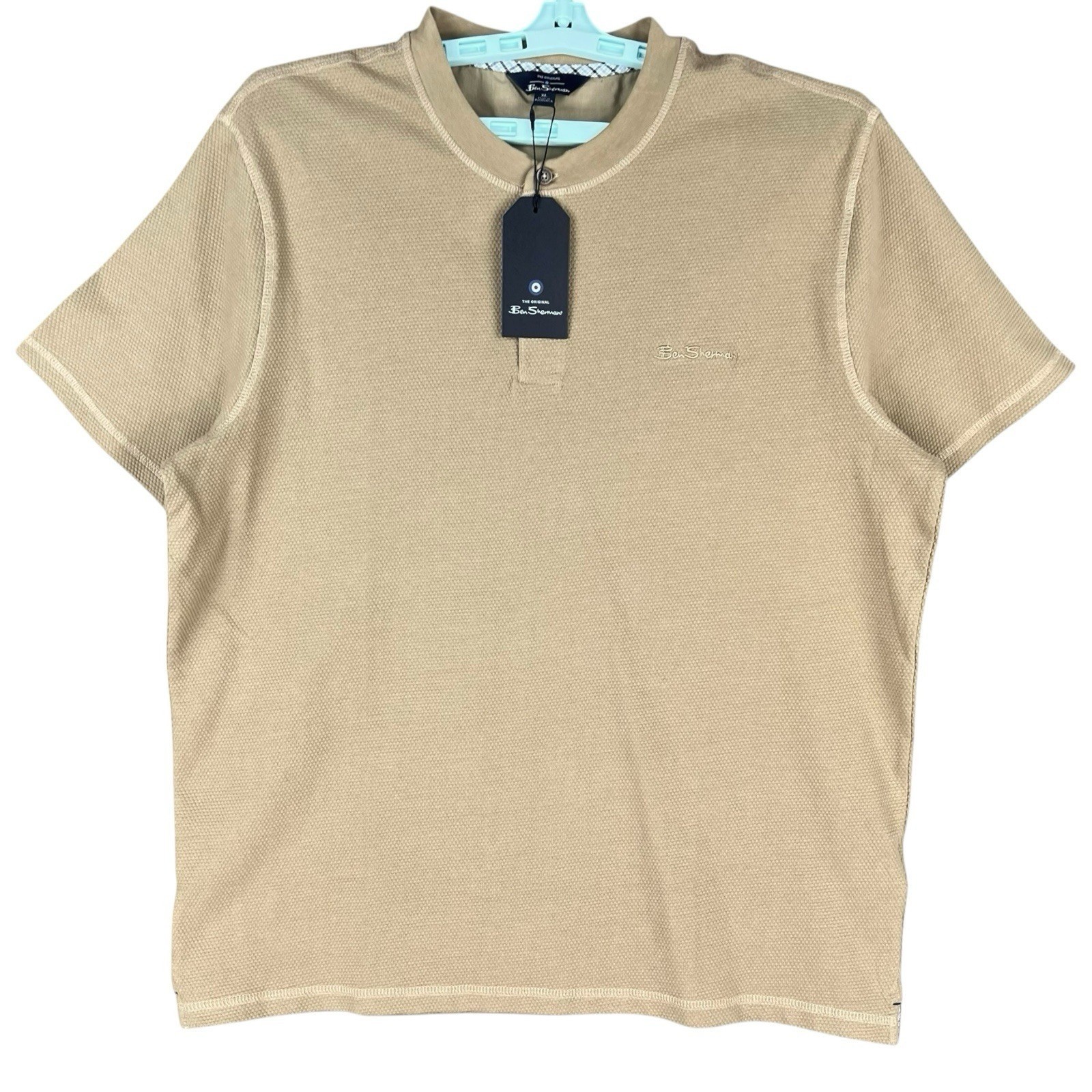 NWT Ben Sherman Men’s Pullover Embroidered Logo Short Sleeve Sand Henley Size XL