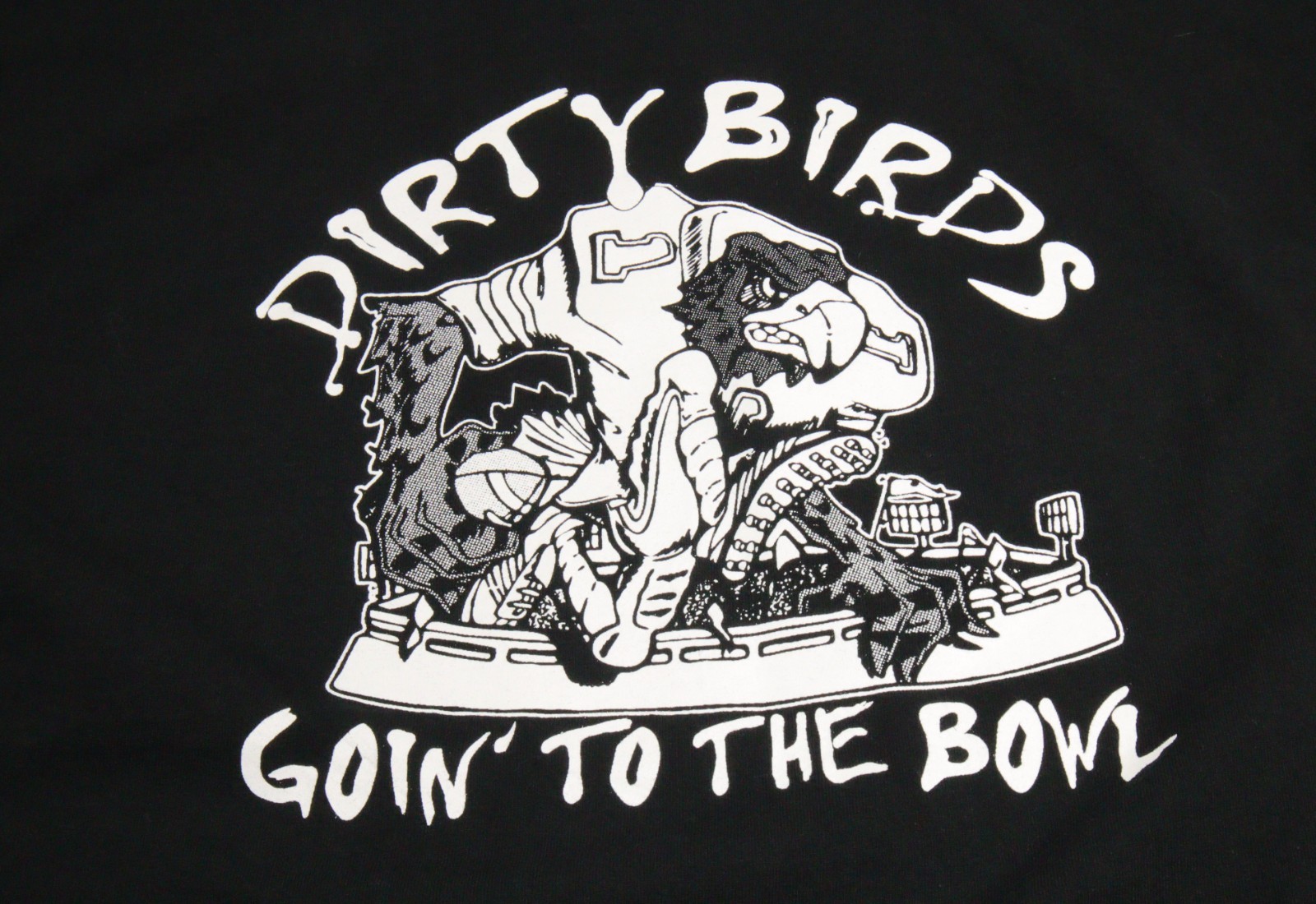 Dirty Birds Goin’ to the Bowl Graphic T-Shirt XL Black Heavy Cotton T0267