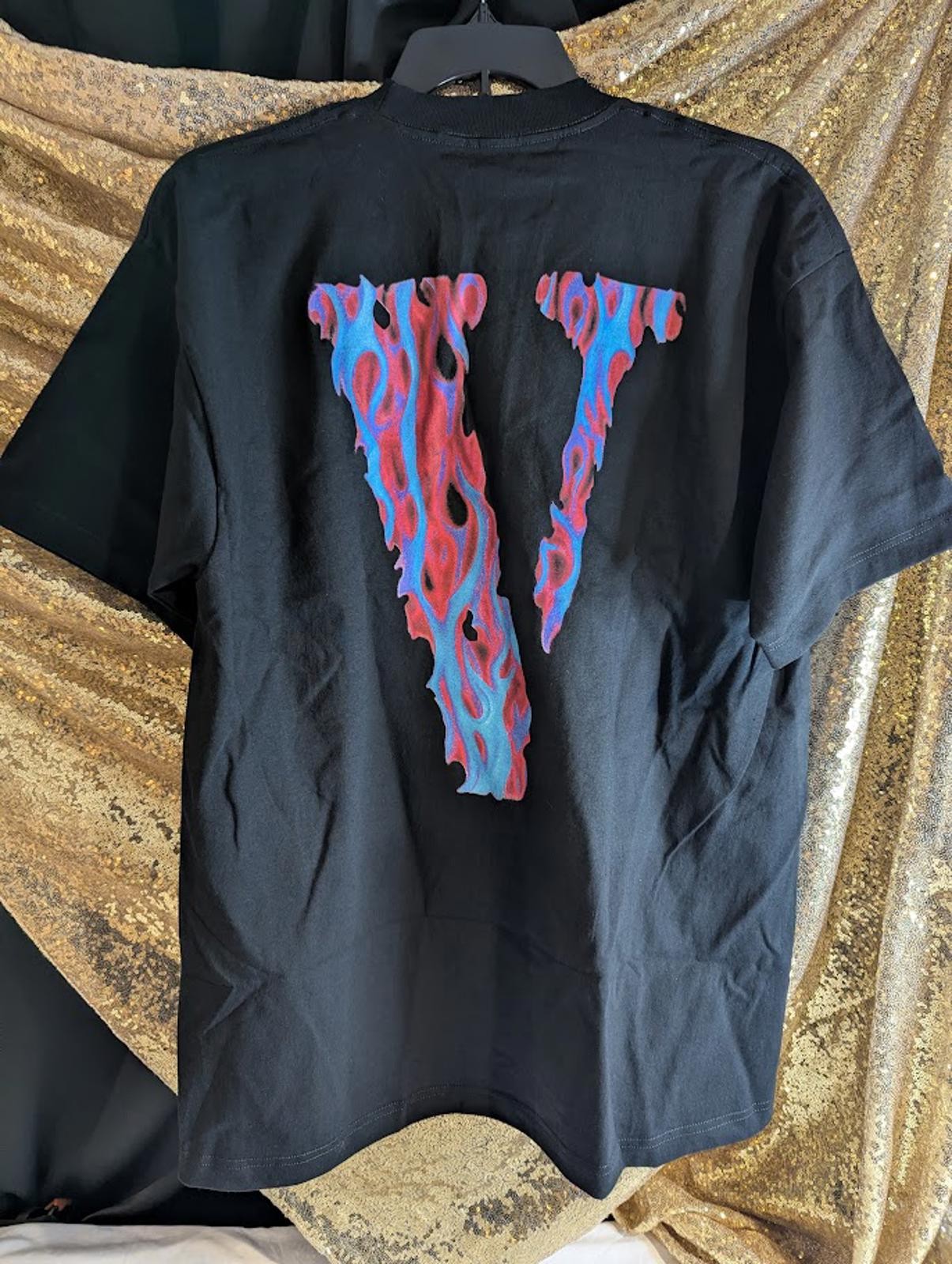 VLONE Screwhead Skull T-Shirt Black Blue Red Flame V Logo Tee New Deadstock XL