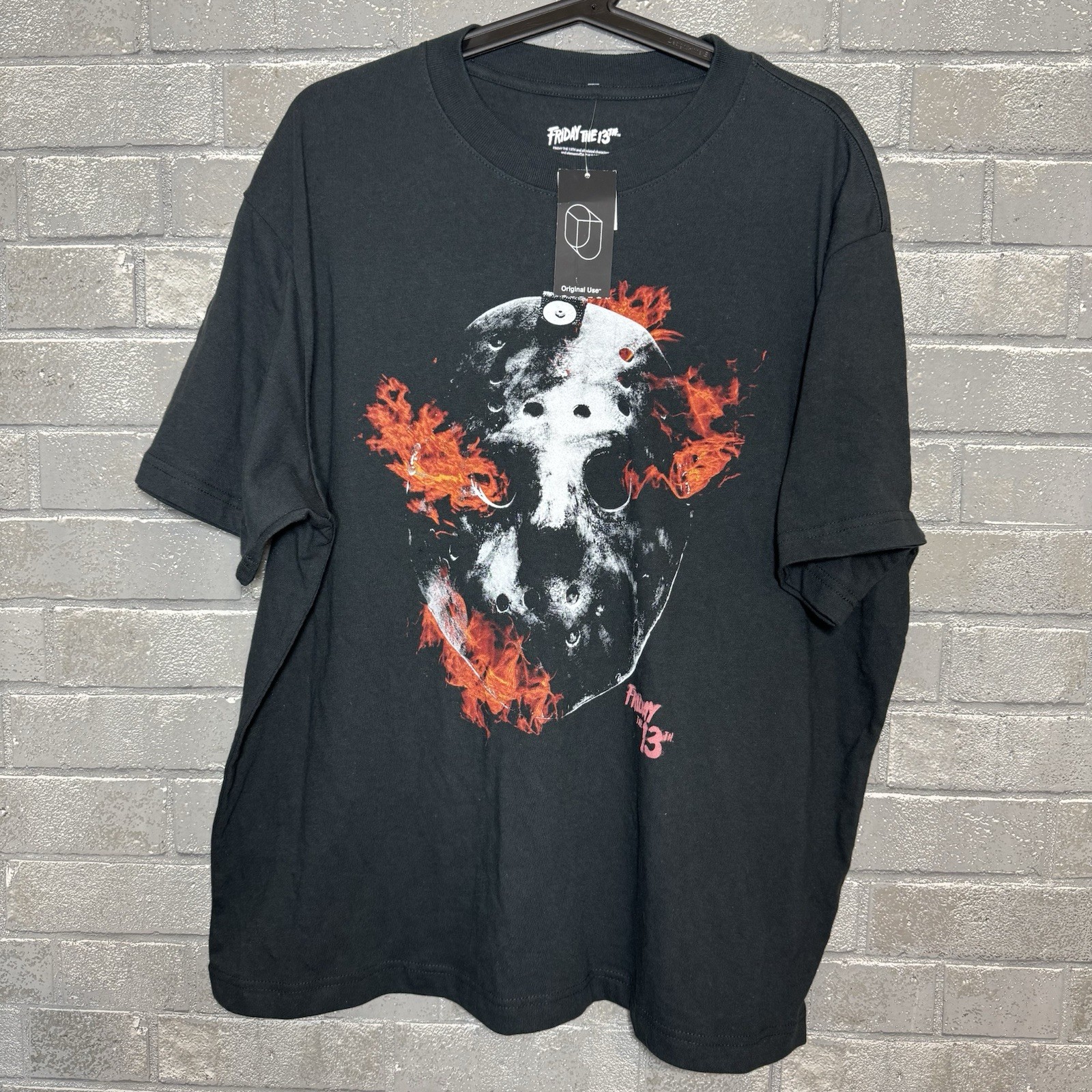NWT Friday the 13th Jason Voorhees Hockey Mask Graphic T-Shirt Men’s Large