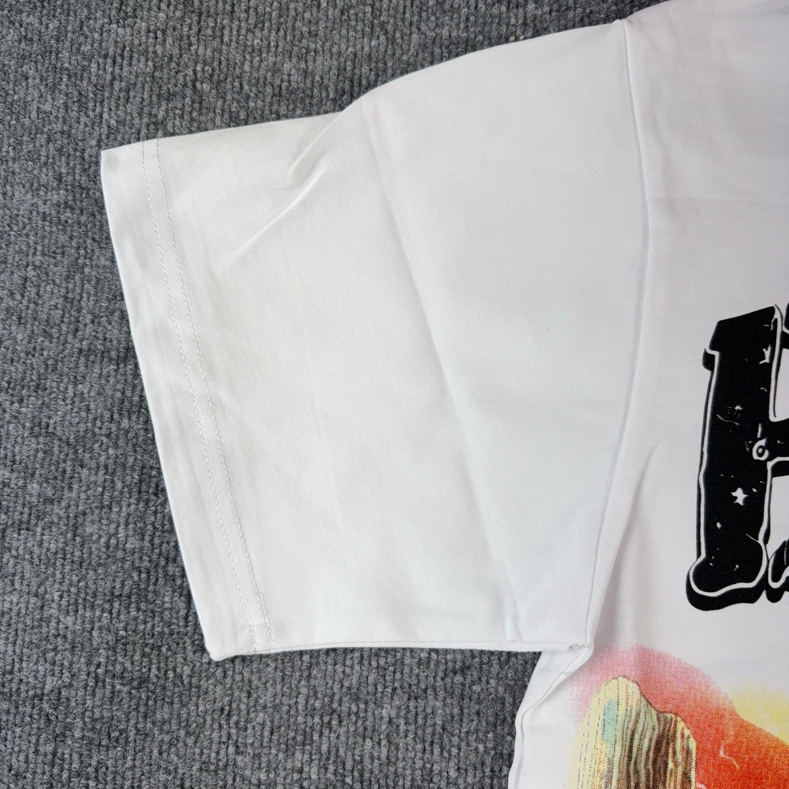 Mixed Emotion Shirt Mens Medium White Alien Space Graphic Emotional Closet Tee