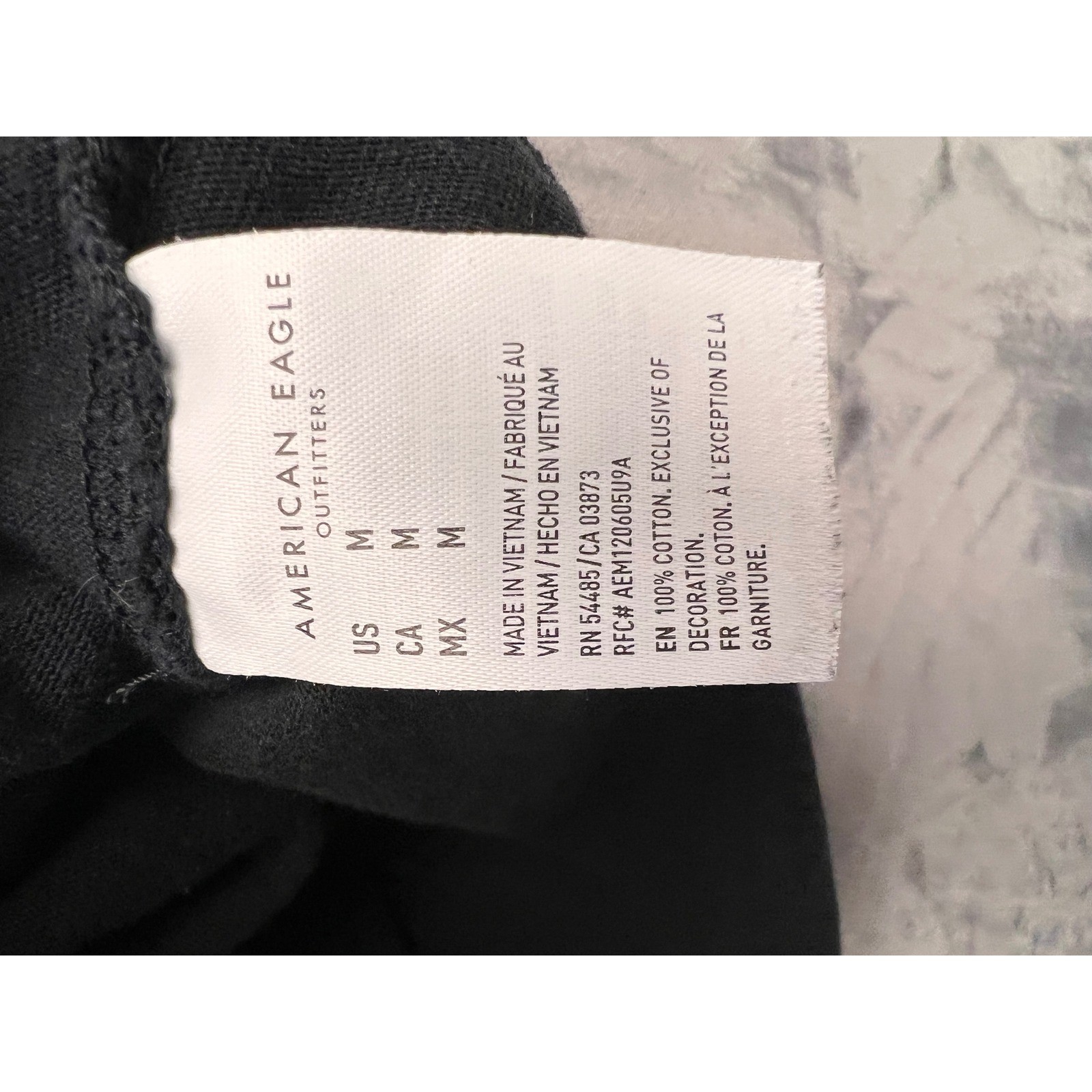 American Eagle Long Sleeve Shirt Mens Medium Black Stripe Crew Neck Skater Indie