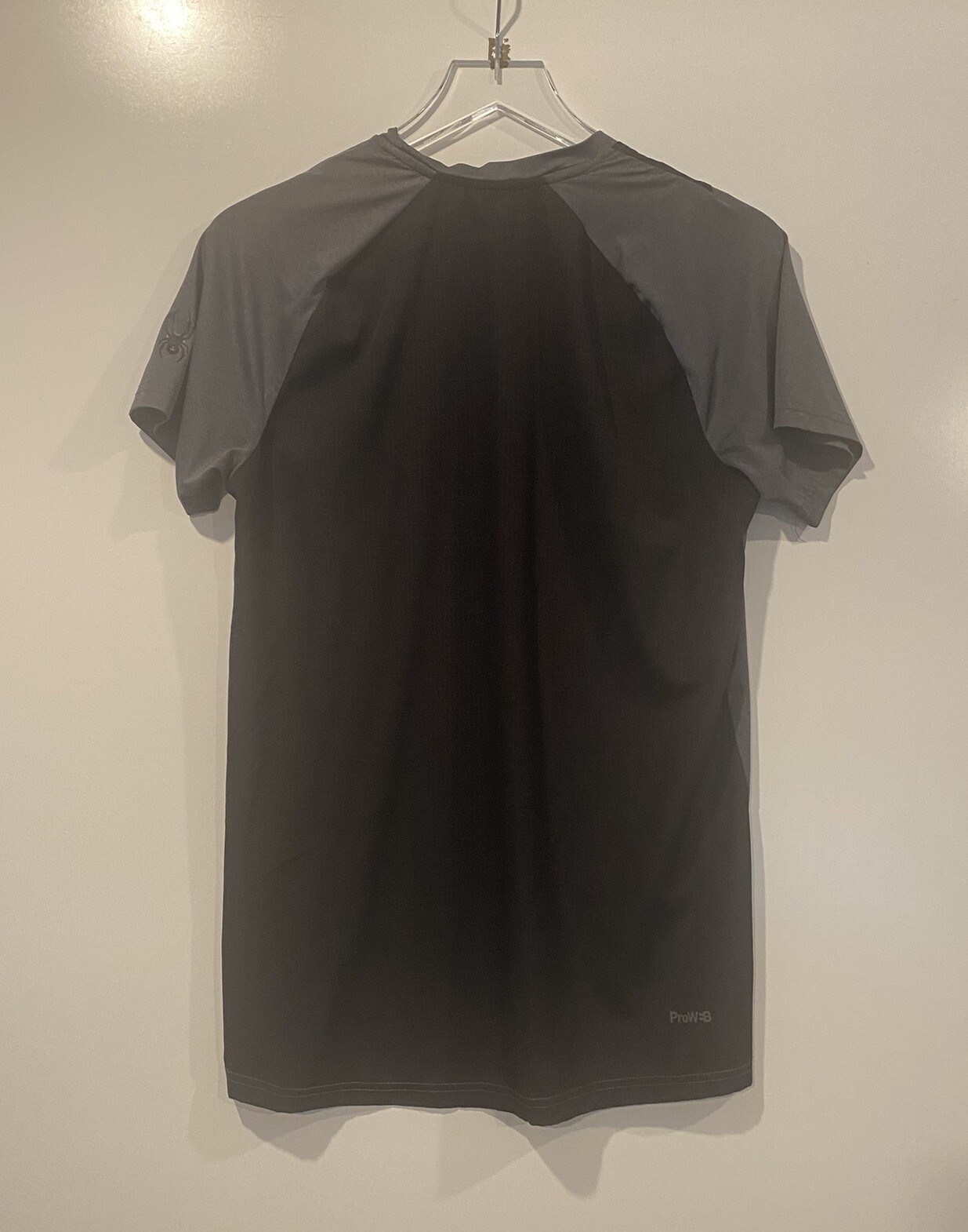 Spyder Mens Black Gray Breathable Quick Dry Performance T-shirt Top Size Medium