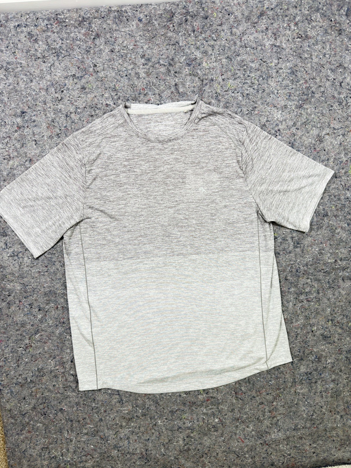Tommy Bahama Men’s Oasis Fade Crew Neck Short Sleeve Tee Gray Size LG