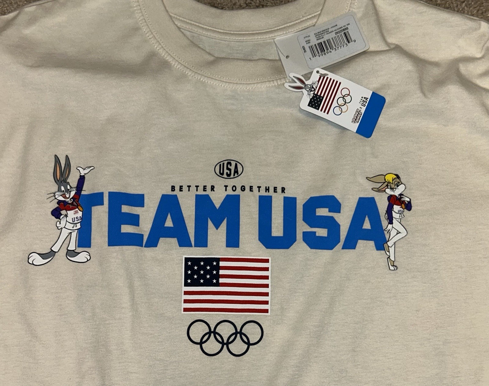 Team USA x Looney Tunes Outerstuff Chased T-Shirt – Cream Sz Medium NWT