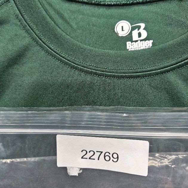 Badger Sport Men’s Size Large Green Athletics Baseball Short Sleeve T-Shirt